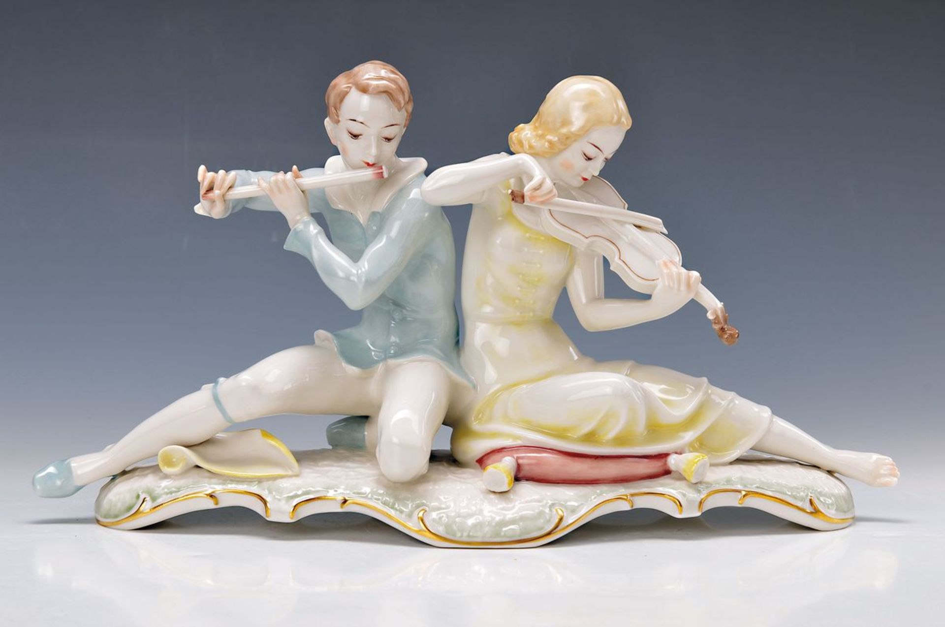Porzellangruppe, Hutschenreuther, nach 1952, Entwurf C. Werner, musizierendes Paar, sparsame