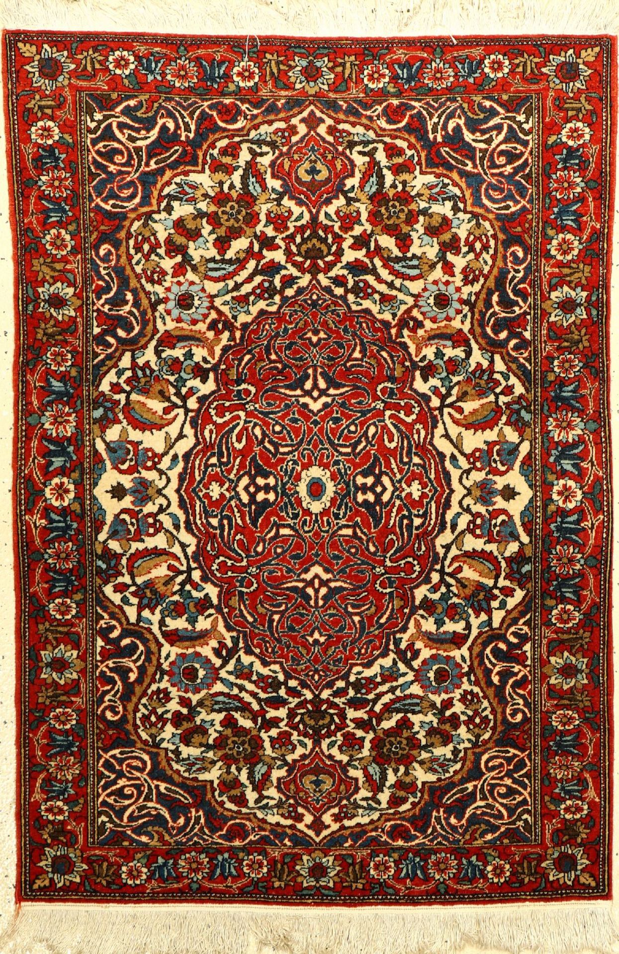 Esfahan alt, Persien, ca. 60 Jahre, Wolle auf Baumwolle, ca. 114 x 78 cm, EHZ: 2Fine Isfahan Rug,