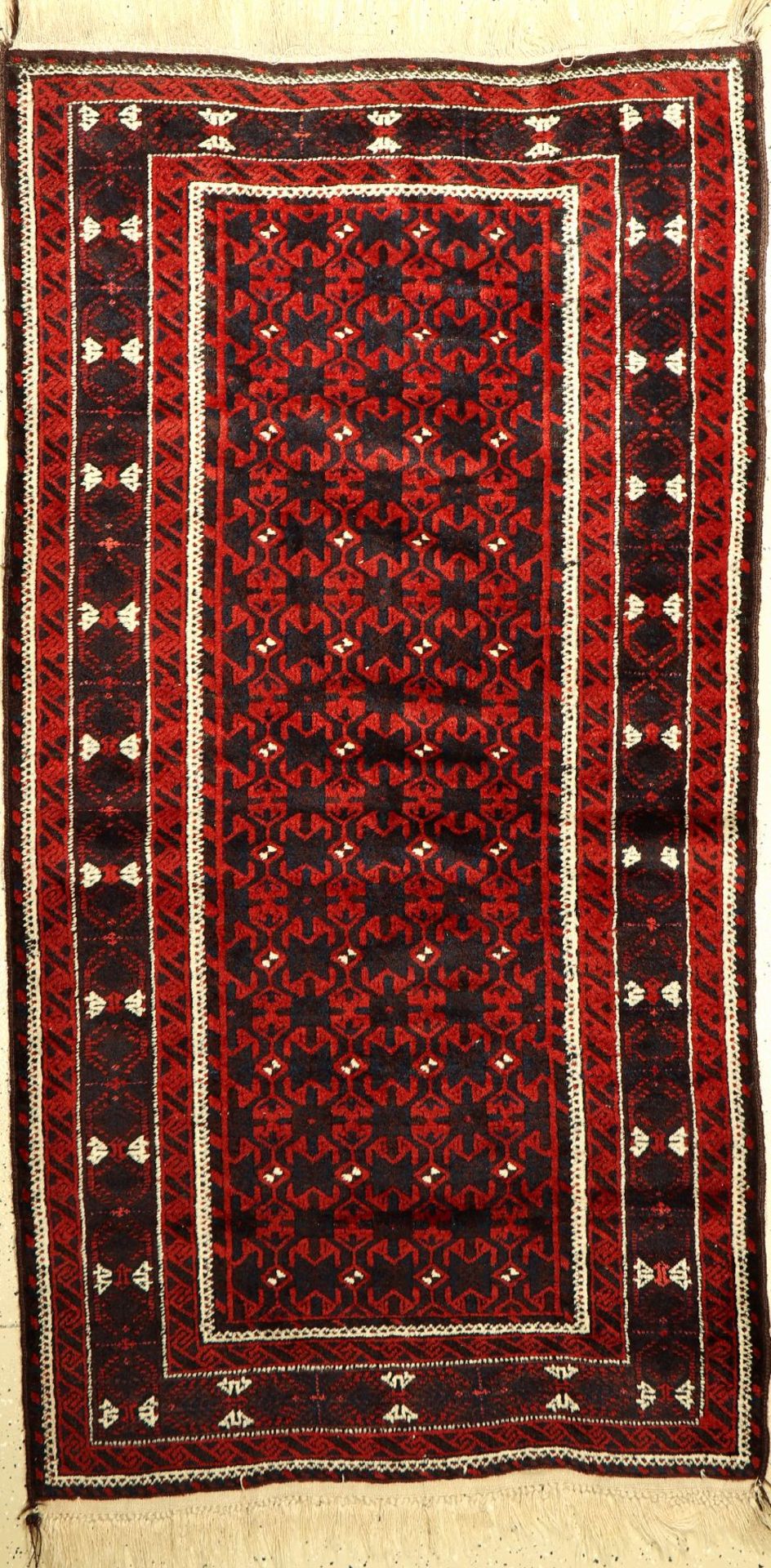 Belutsch alt, Persien, um 1930, Wolle auf Wolle, ca. 200 x 104 cm, EHZ: 2Baluch Rug, Persia, circa