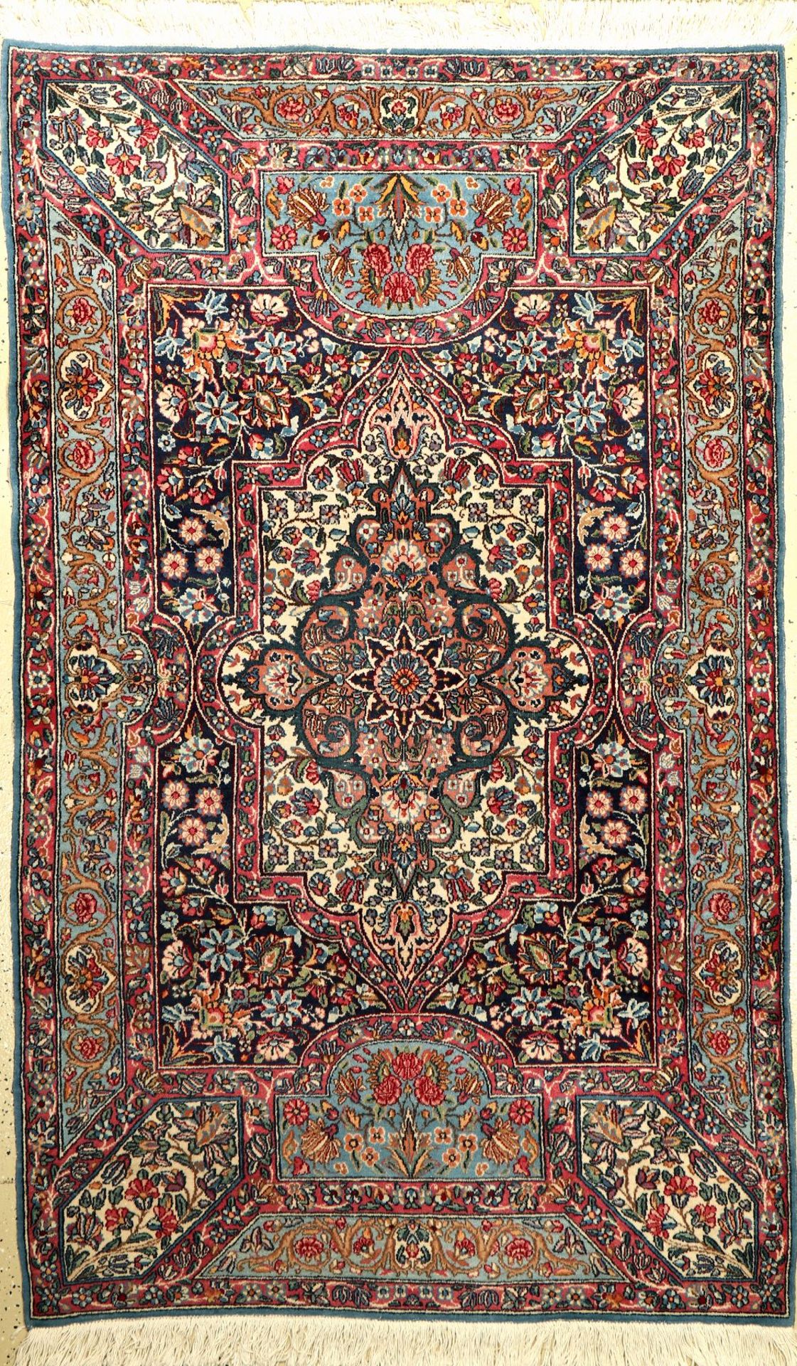 Yazd alt, Persien, um 1920/1930, Wolle auf Baumwolle, ca. 195 x 120 cm, EHZ: 2-3Yazd Rug, Persia,