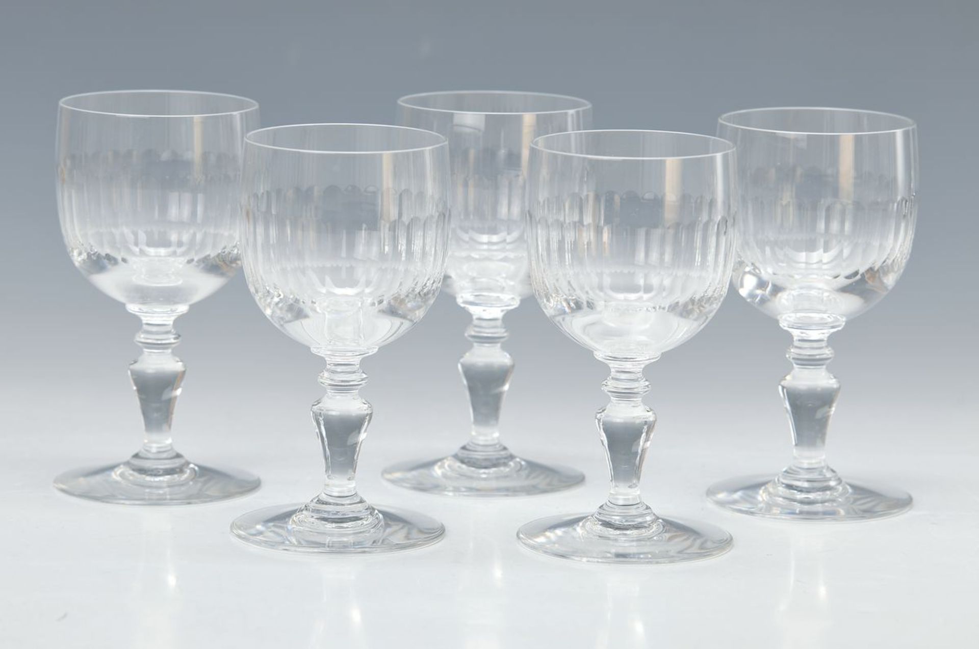 6 Gläser, Baccarat, Frankreich, geschliffen, sign. Baccarat France, H. ca. 12 cm6 glasses, Baccarat,