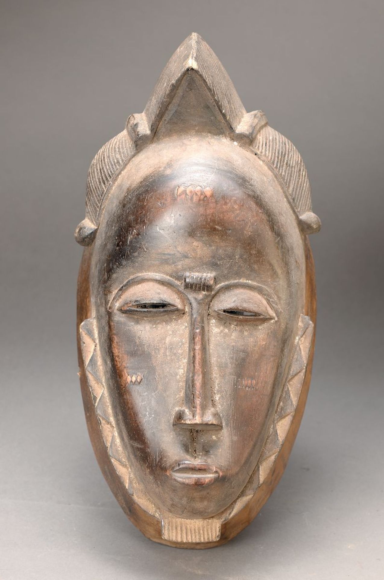 Maske, Nigeria, Grasland, um 1910-20, Holz geschnitzt, ca. 17x40x18cm, SenufoMask, Nigeria,