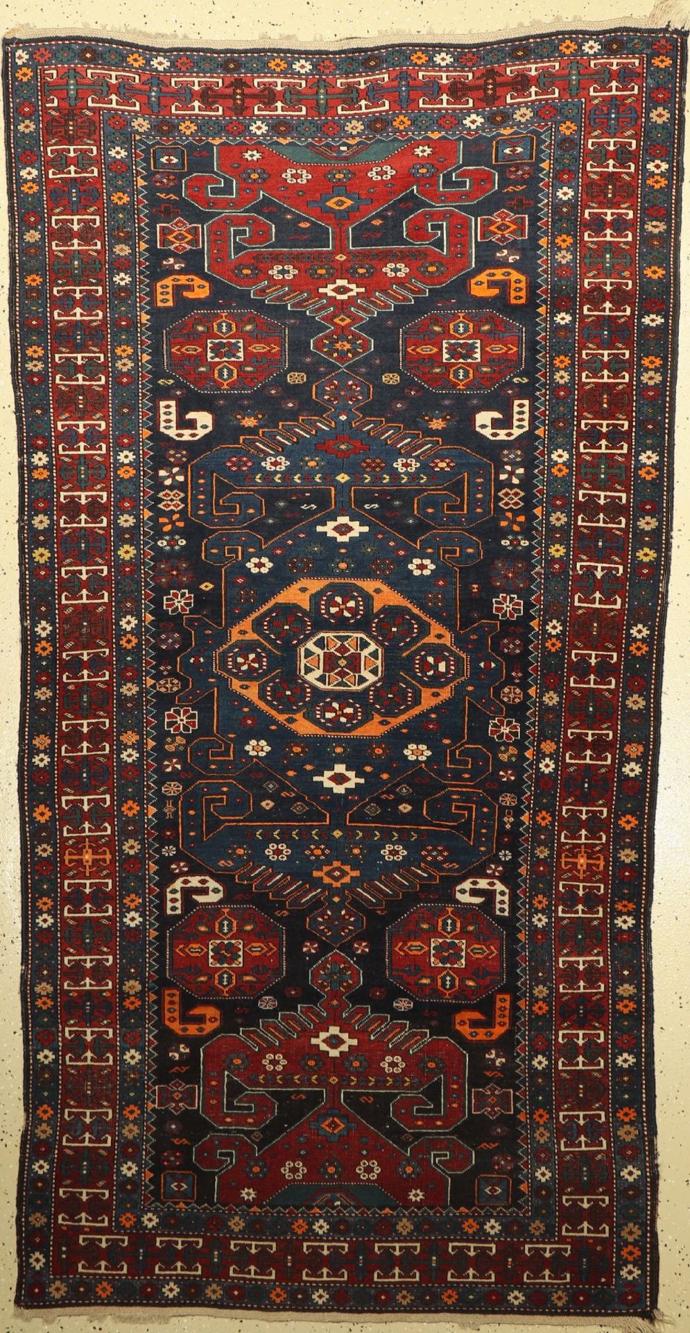 Kuba Shirvan, Kaukasus, um 1920/30, Wolle auf Wolle, ca. 251 x 128 cm, EHZ: 3Kuba Shirvan Rug,