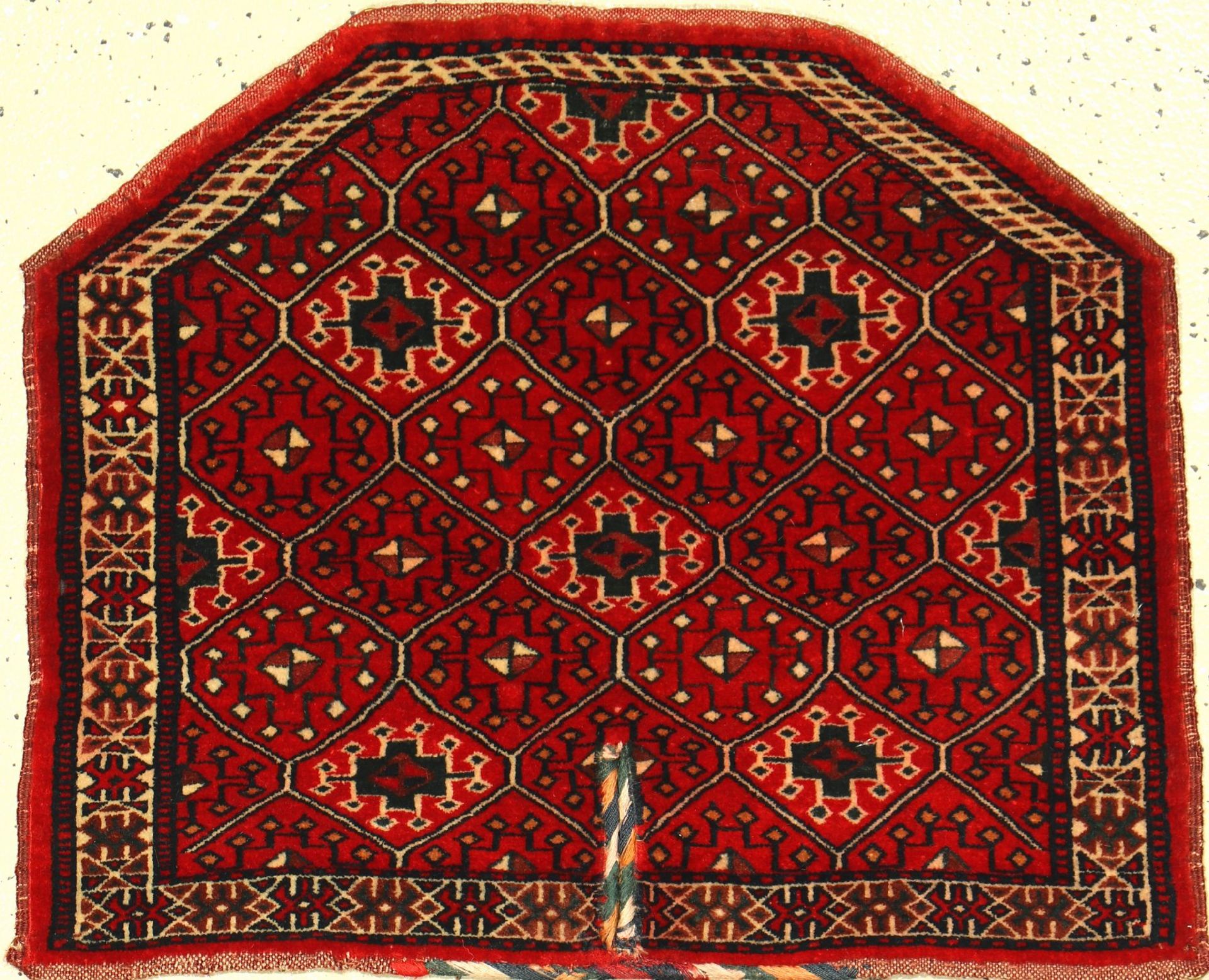 Sattelauflage Göklan, Turkmenistan, ca. 80 Jahre, Wolle auf Wolle, ca. 59 x 49 cm, EHZ: 2Saddle