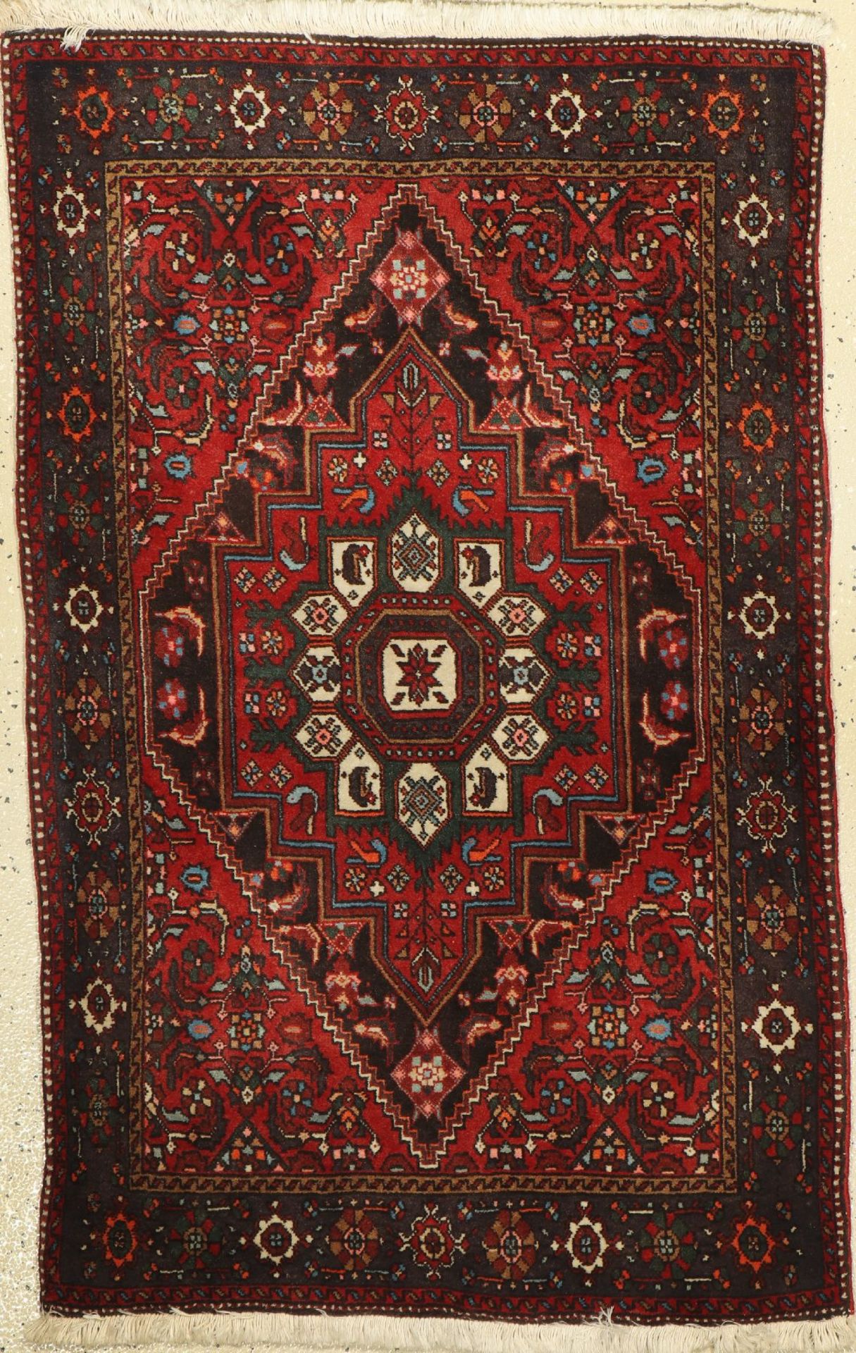 Goltogh, Persien, ca. 30 Jahre, Wolle auf Baumwolle, ca. 120 x 76 cm, EHZ: 2-3Goltogh Rug, Persia,