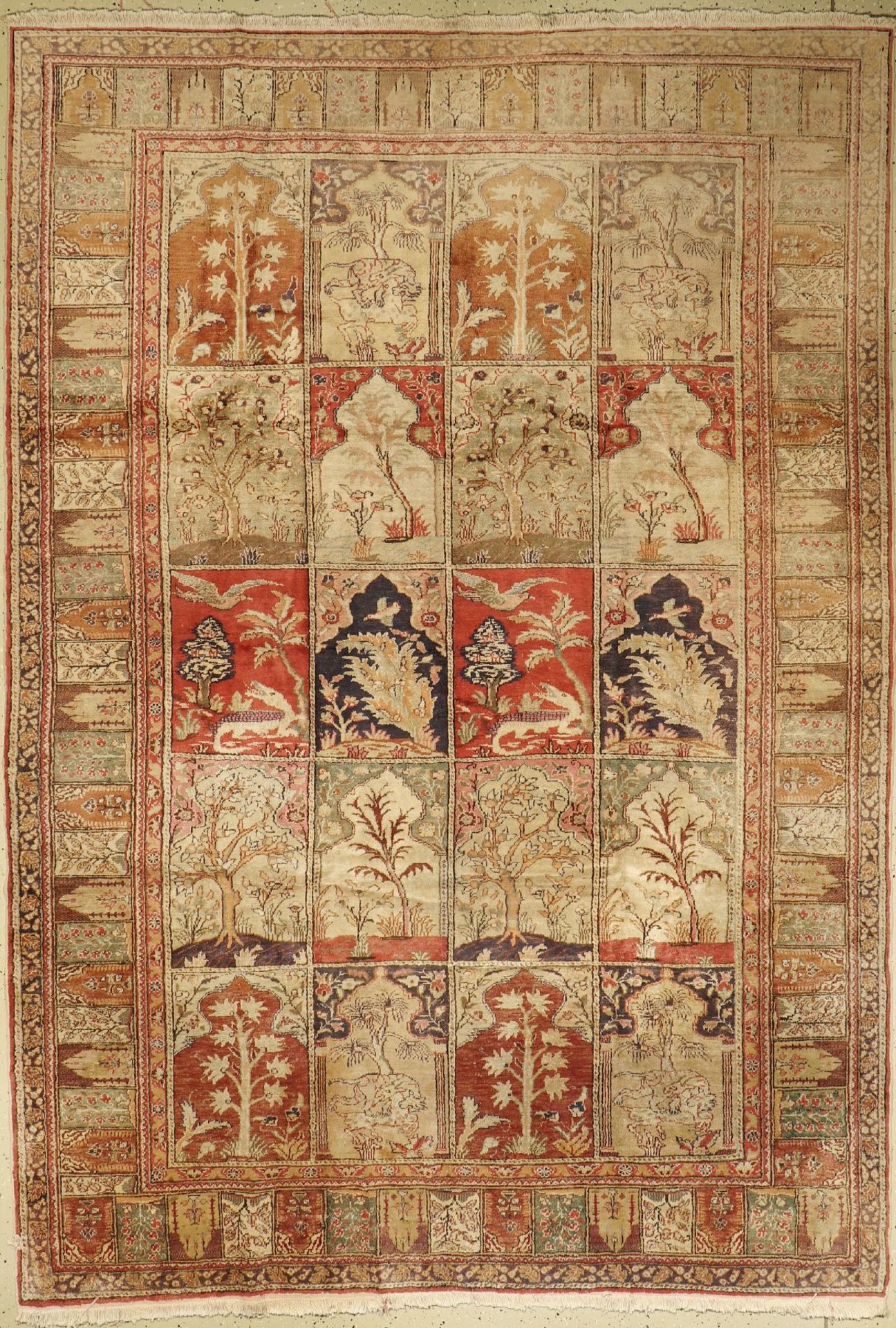 Kaisery-Flosh alt, Türkei, ca. 50 Jahre, Floshseide, ca. 288 x 202 cm, EHZ: 2-3Kaisery-Flosh Rug,
