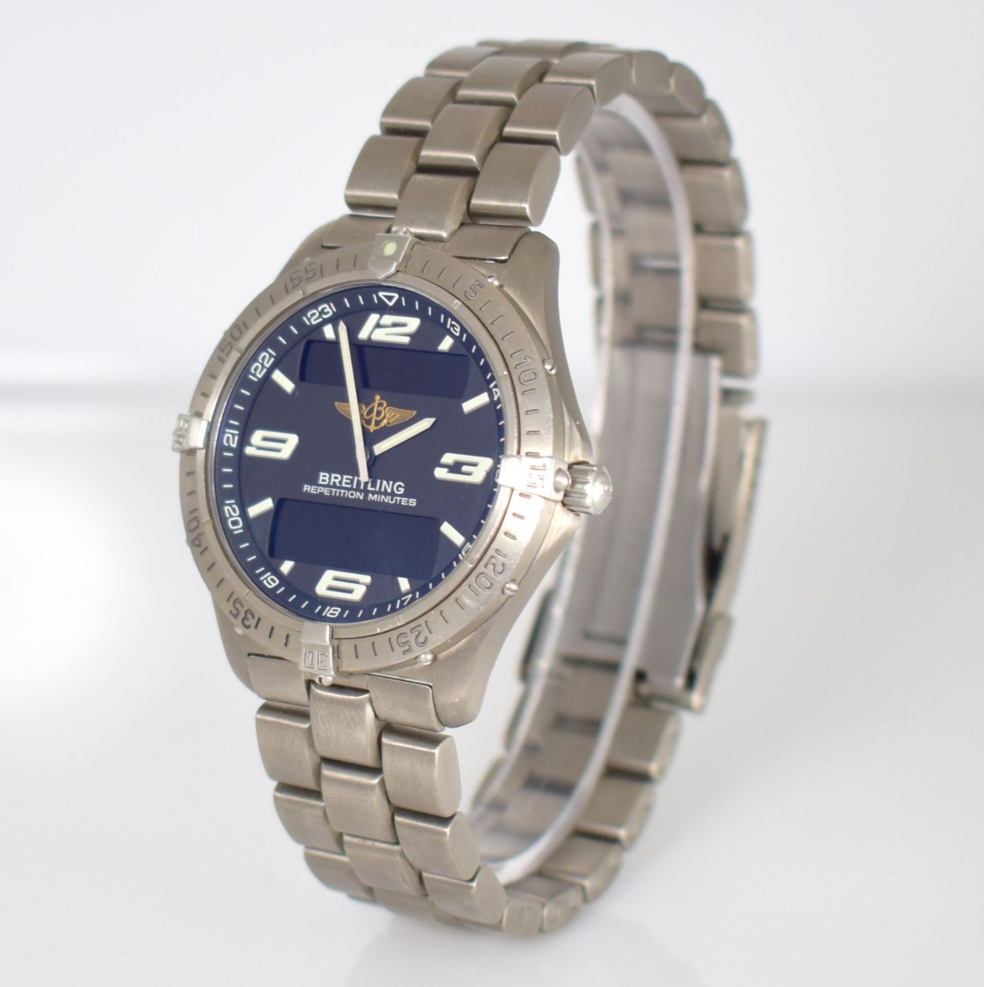 BREITLING Multifunktionsuhr Aerospace, Schweiz um 2000, Ref. E65362, Titangeh. inkl. Titanband m. - Image 4 of 7