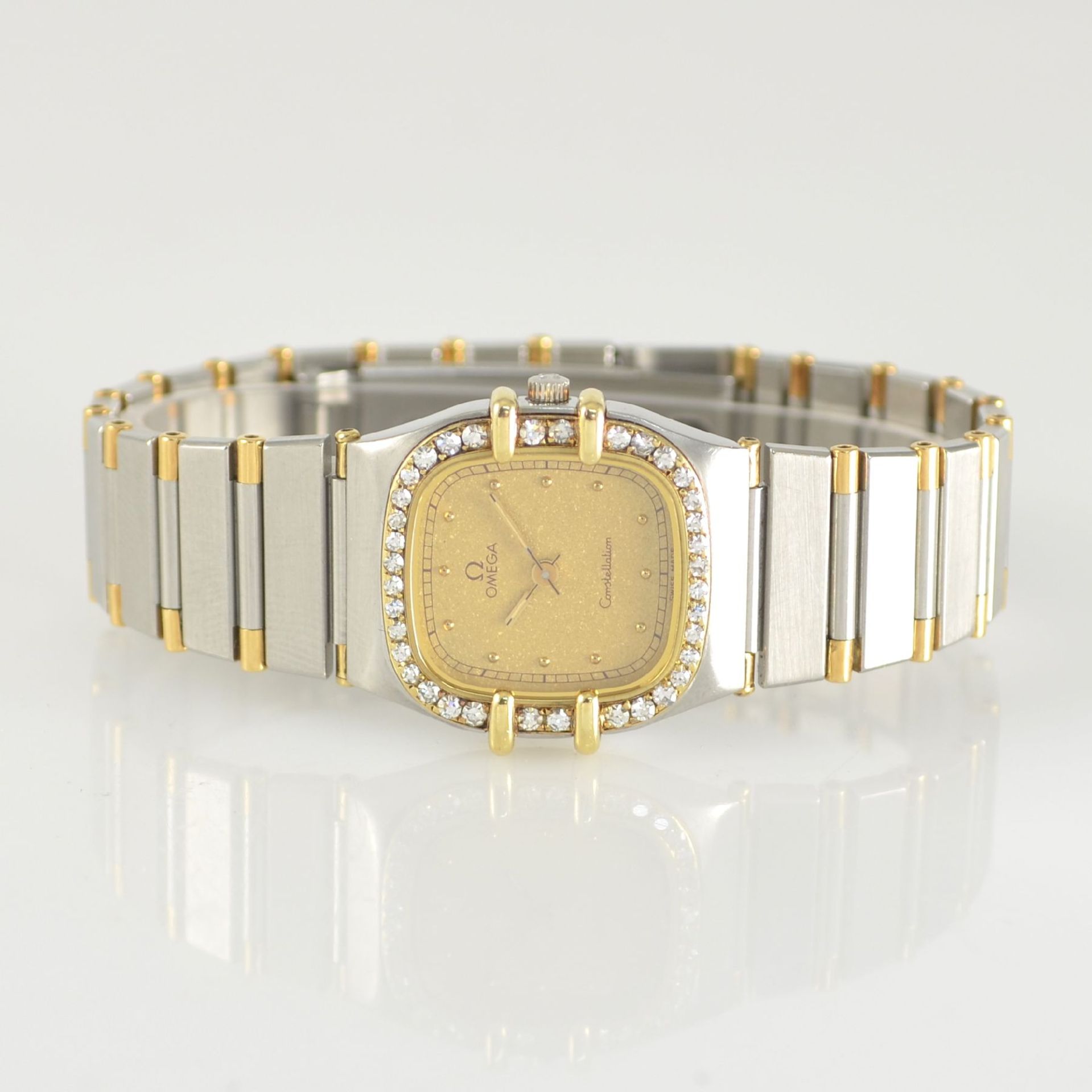 OMEGA Constellation Damenarmbanduhr, Schweiz um 1990, quarz, Edelstahlgeh. mit 4-fach verschr.