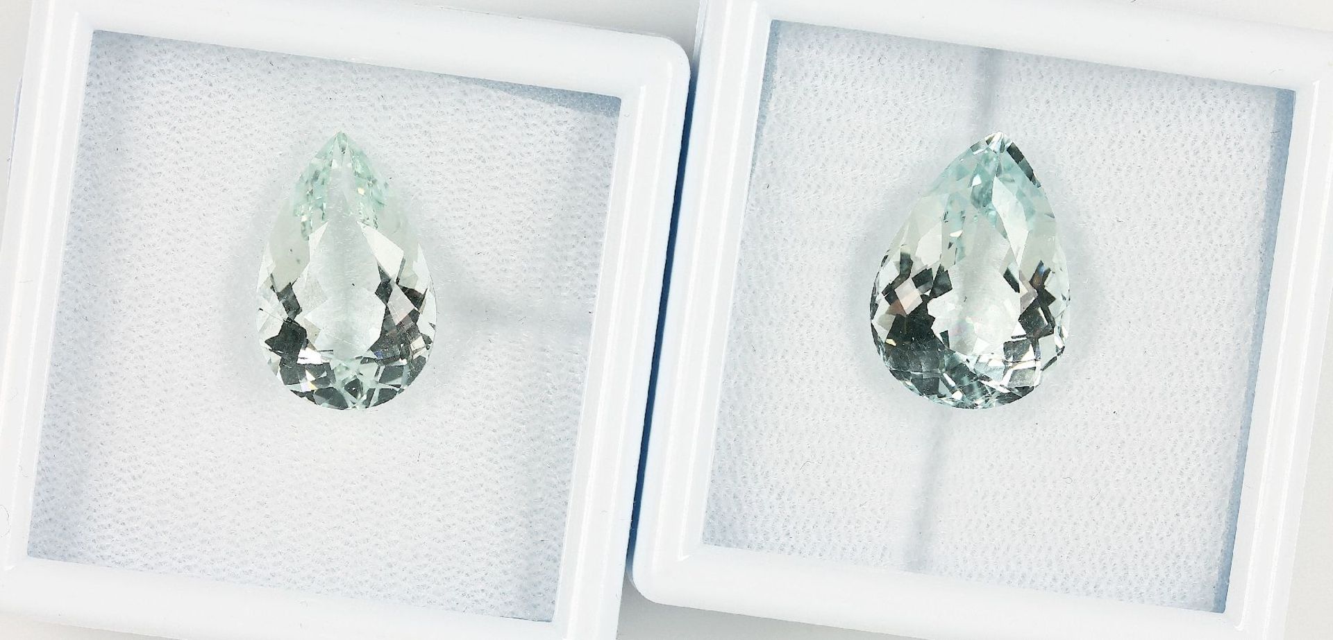 Lot 2 lose Aquamarine, best. aus: 1 x ca. 10.3 ct und 1 x ca. 7.8 ct, tropfen. facett.