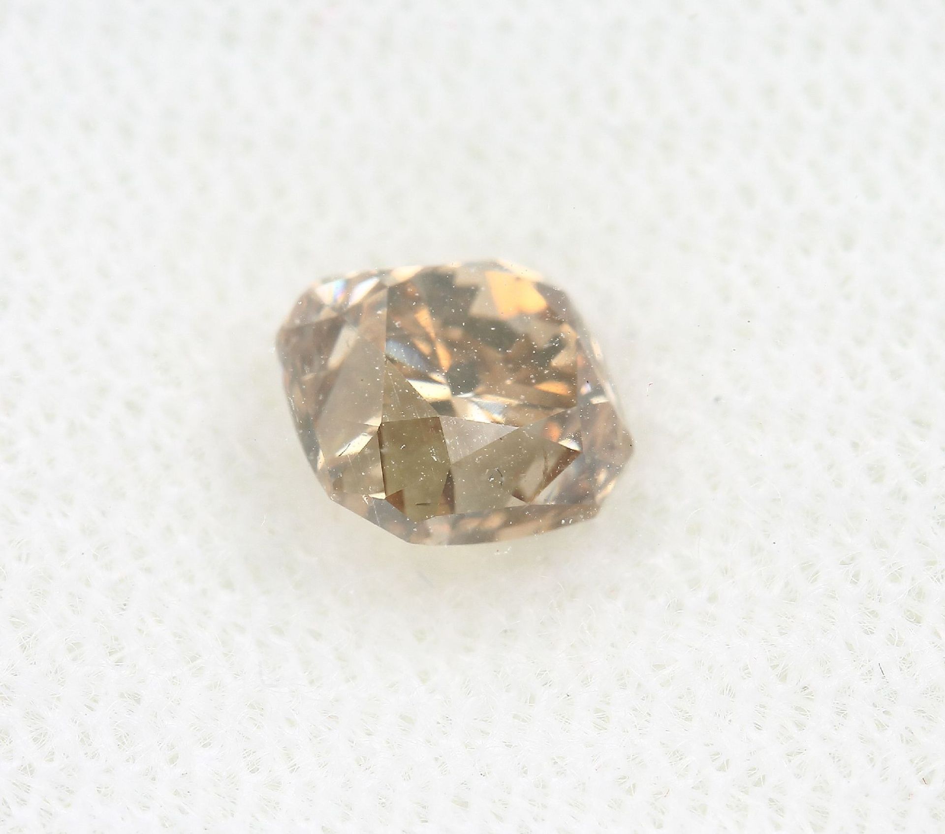 Loser Diamant, 0.91 ct Natural Fancy Deep Brown-Yellow/si2, cut-cornered quadrat. facett., 5.12 x - Bild 3 aus 4