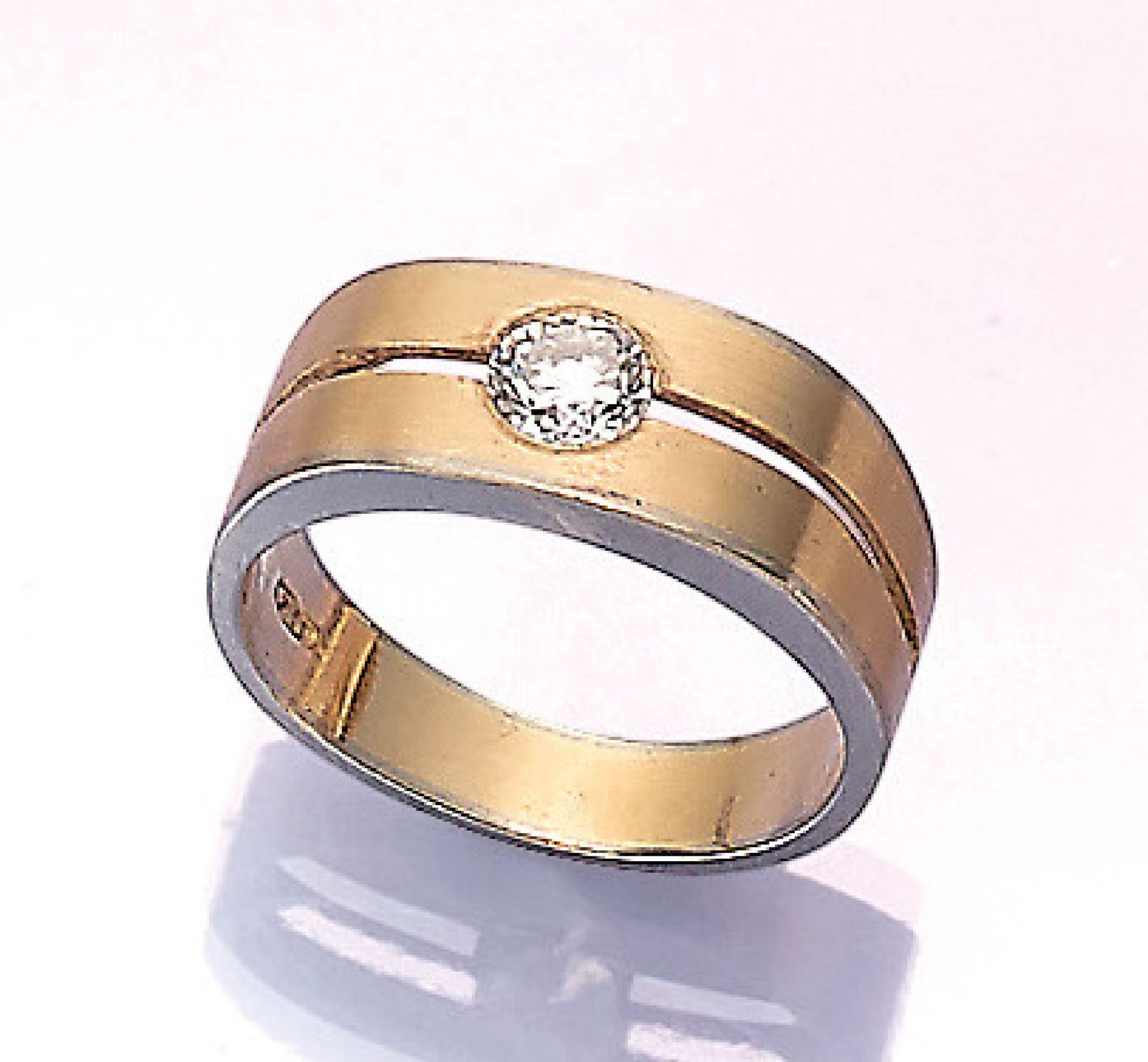 14 kt Gold Ring mit Brillant, GG/WG 585/000, teilmatt., Brillant ca. 0.50 ct Weiß/si2, RW 58, ca.