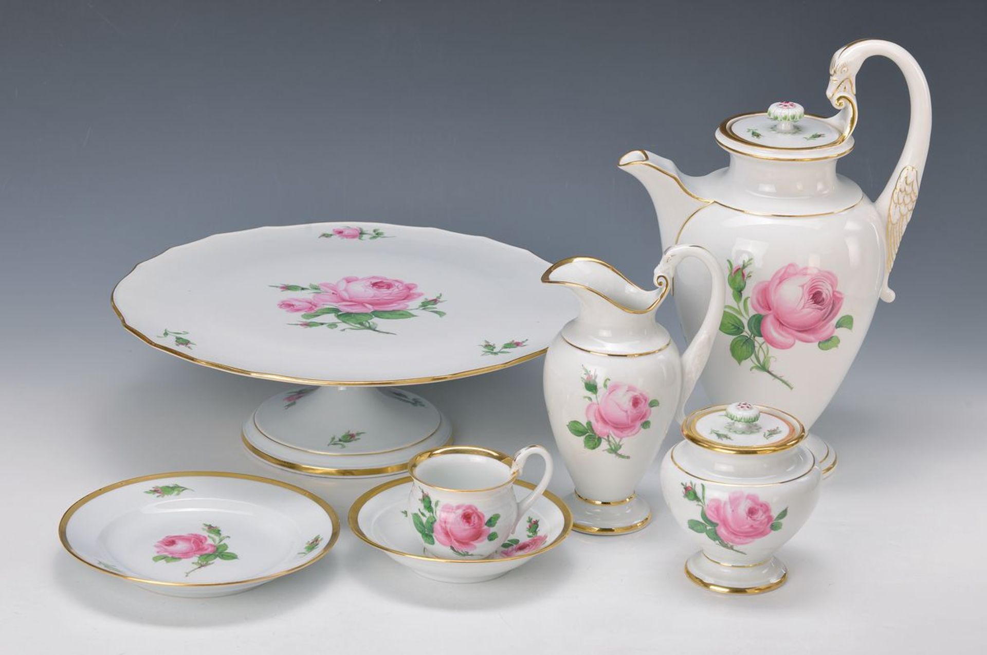 Kaffeeservice, Meissen, um 1924-34, Dekor Rote Rose, breite Goldränder, Schwanenhenkel, Kaffeekanne,