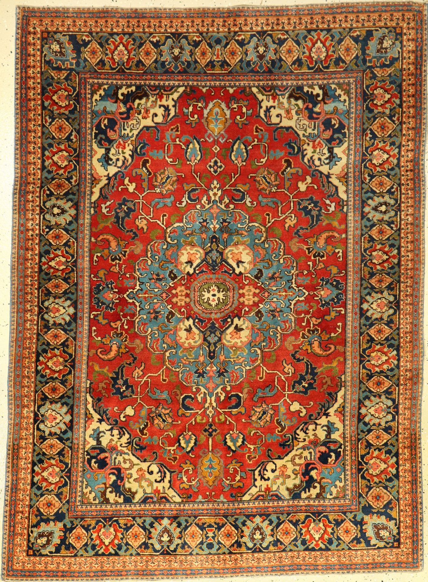 Täbriz alt, Persien, um 1930, Korkwolle, ca. 191 x 140 cm, EHZ: 3Tabriz rug old, Persia, around