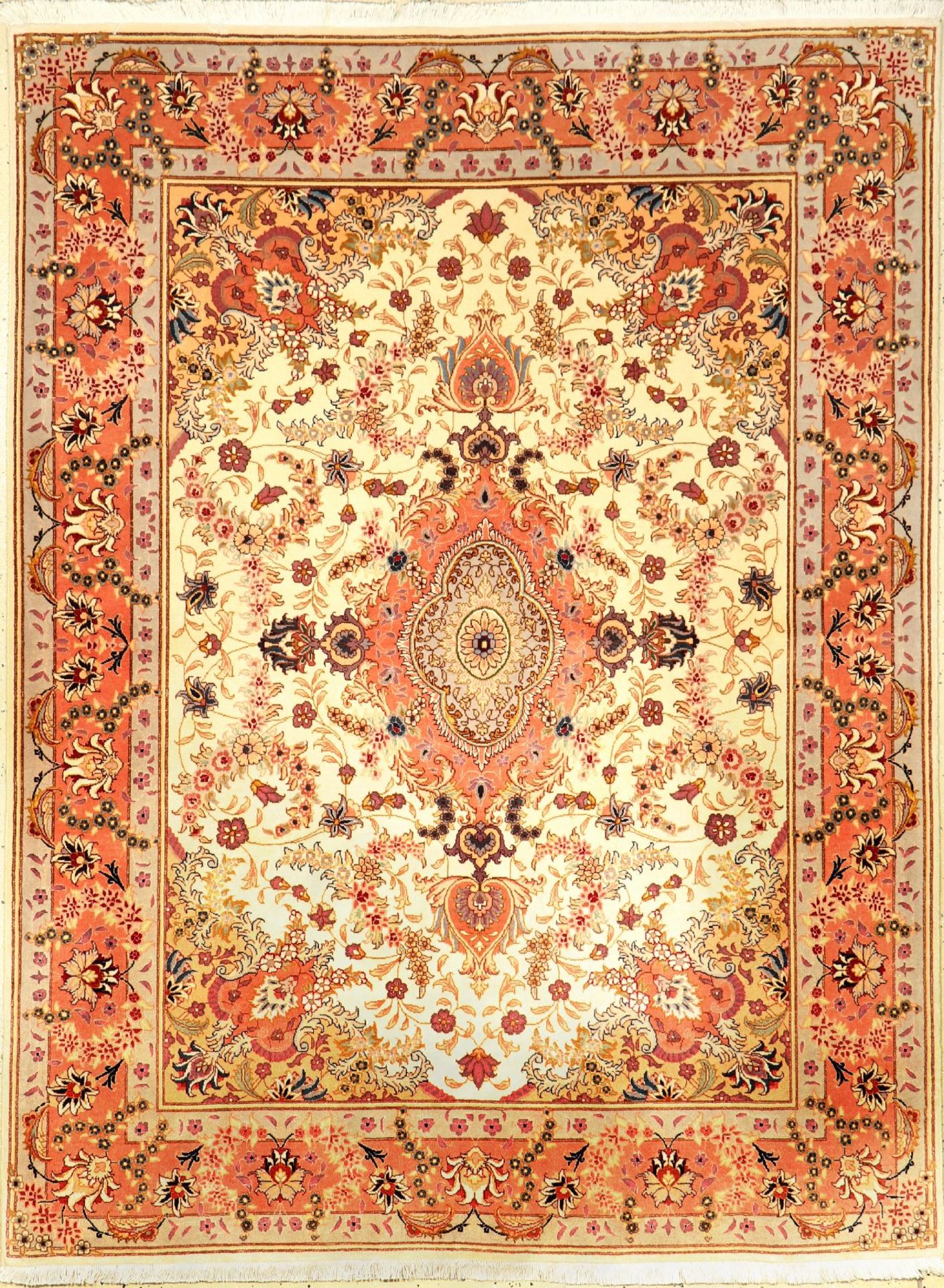 Täbriz "Part-Silk" fein, (50 RAJ), Persien,ca. 15 Jahre, Korkwolle mit Seide, ca. 200 x 151 cm,