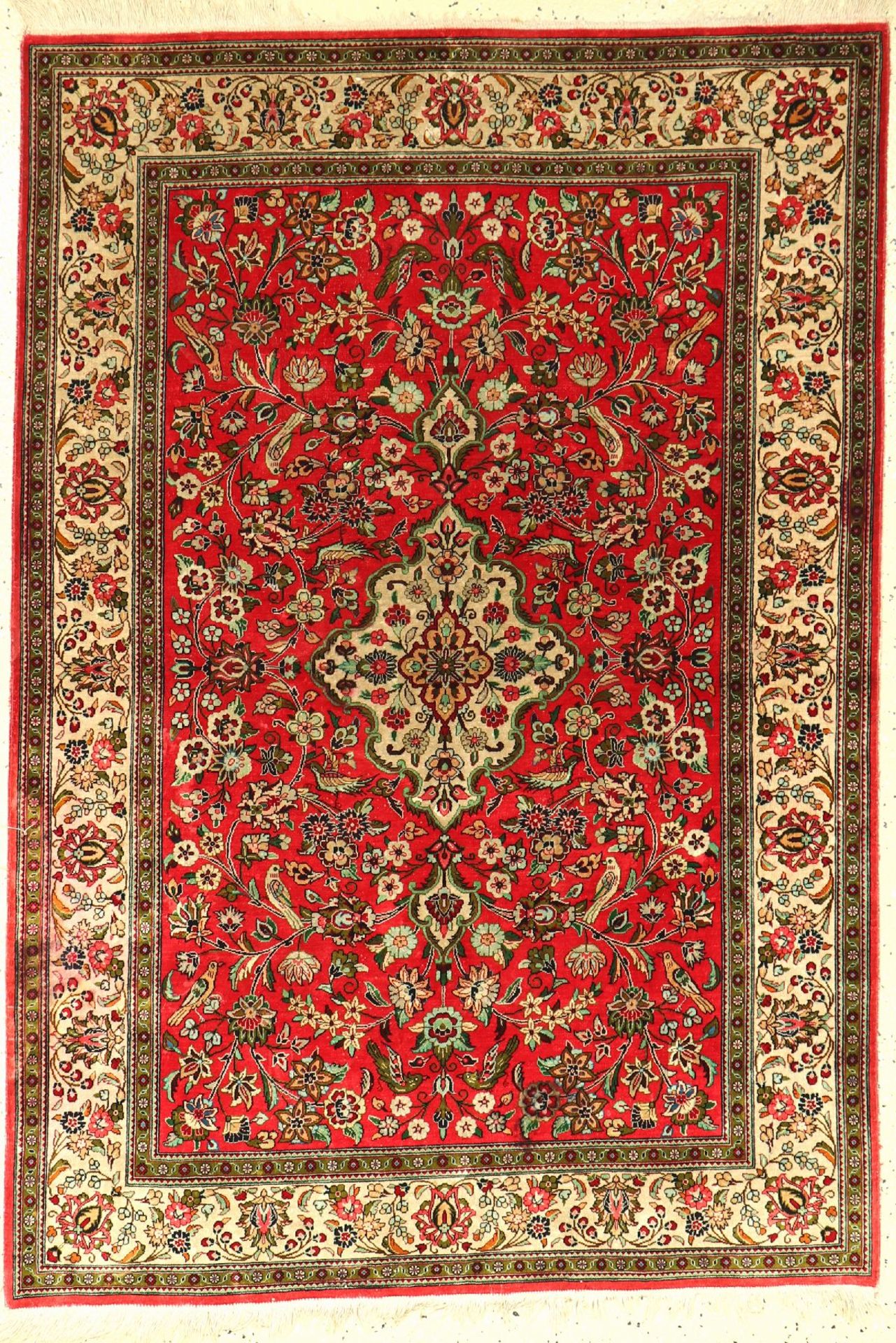 Ghom Seide, Persien, ca. 50 Jahre, reine Naturseide, ca. 153 x 105 cm, EHZ: 4(verfärbungen)Qum