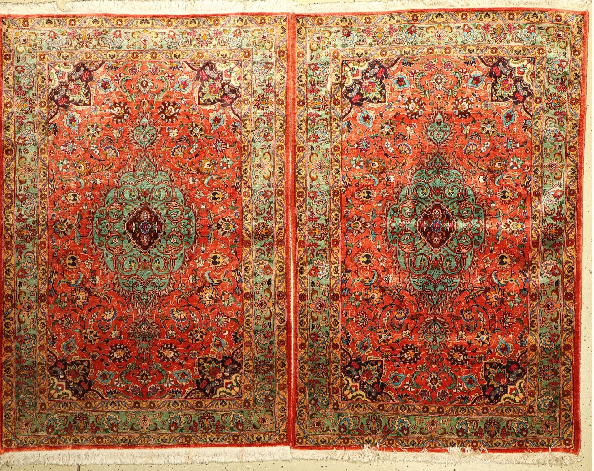 1 Paar Seiden Täbriz alt, Persien, ca. 60 Jahre, reine Naturseide, schöne Farben, glanzreiche Seide,