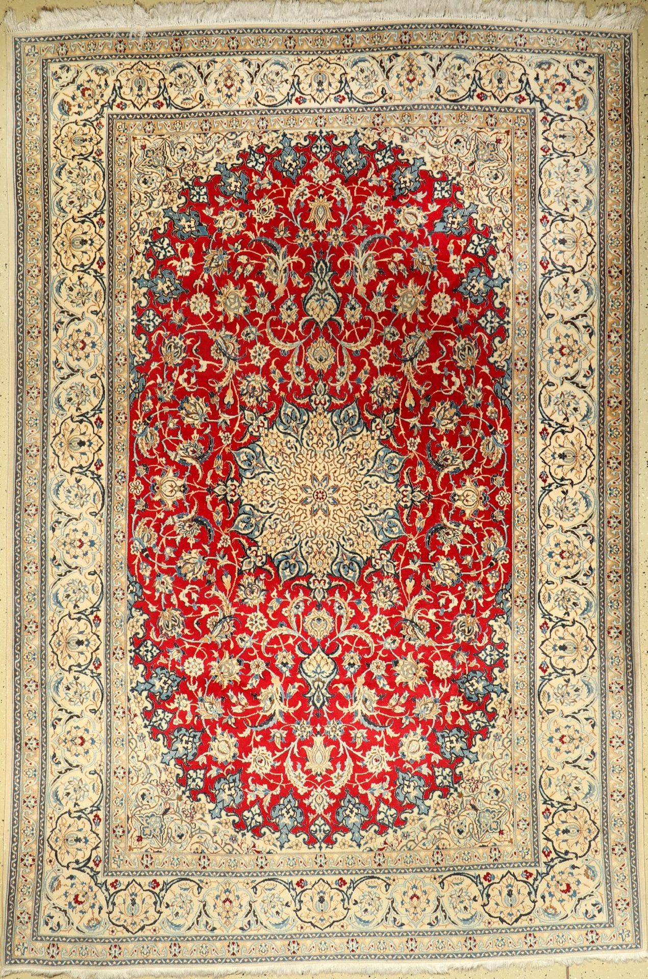 Nain, Persien, ca. 40 Jahre, Wolle mit Seide, ca. 308 x 208 cm, EHZ: 2-3Nain carpet, Persia, approx.