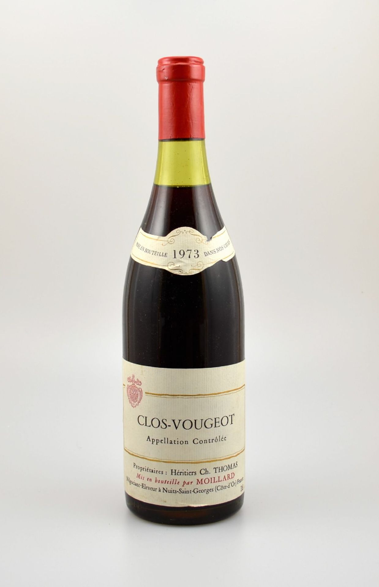 4 Flaschen 1973 Clos-Vougeot, Nuits-Saint-Georges, Heritiers Ch. Thomas, je ca. 73 cl, Abstände
