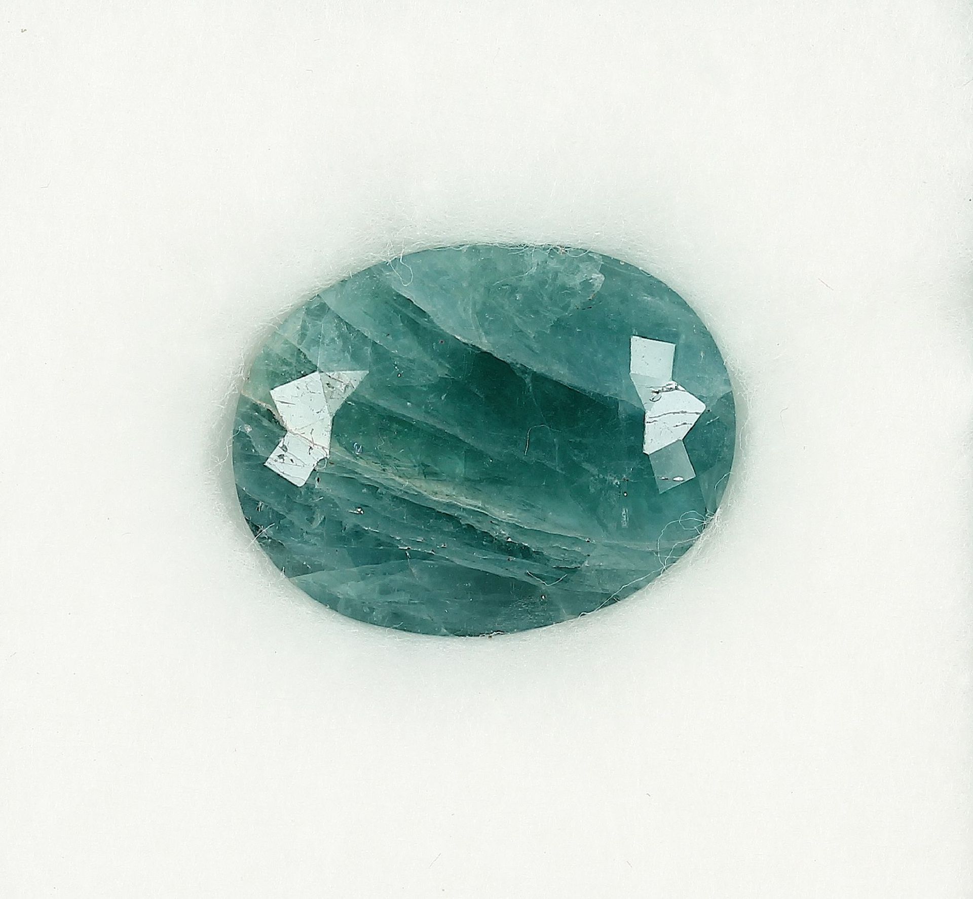 Loser Grandidierit, 15.50 ct, oval facett.,Bluish Green, unbeh., mit PGTL-Expertise Schätzpreis: