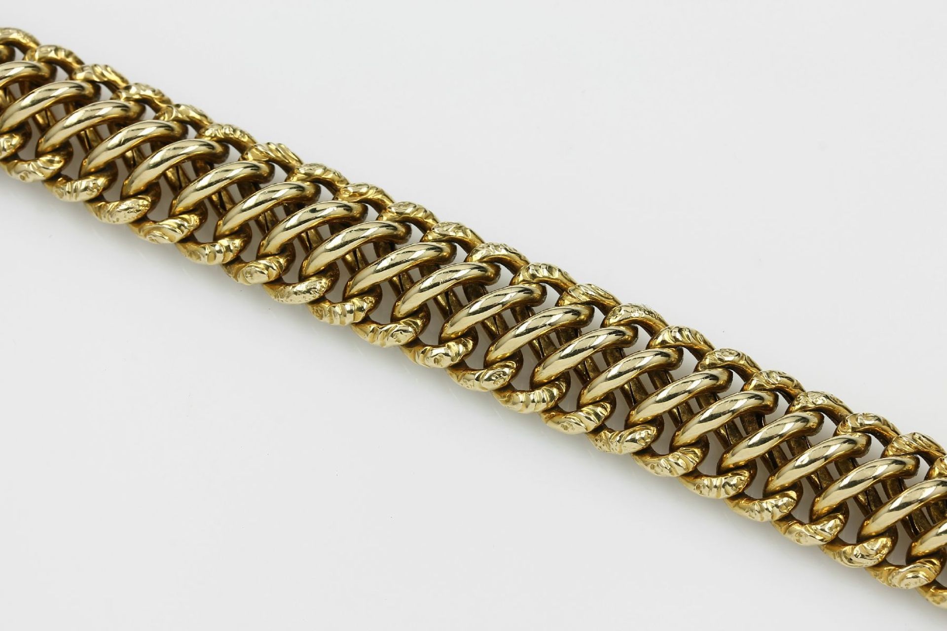14 kt Gold Armband, GG 585/000, total ca. 26.7 g, Meistermarke unged., L. ca. 19.5 cm,