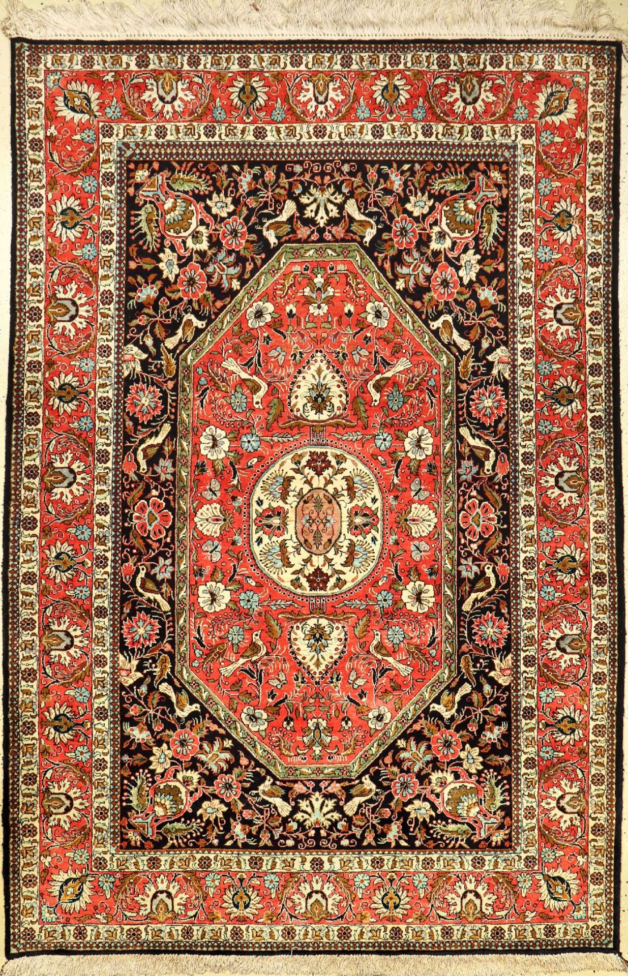 Seiden Ghom alt, Persien, ca. 40 Jahre, reine Naturseide, ca. 203 x 137 cm, dekoratives Muster, EHZ: