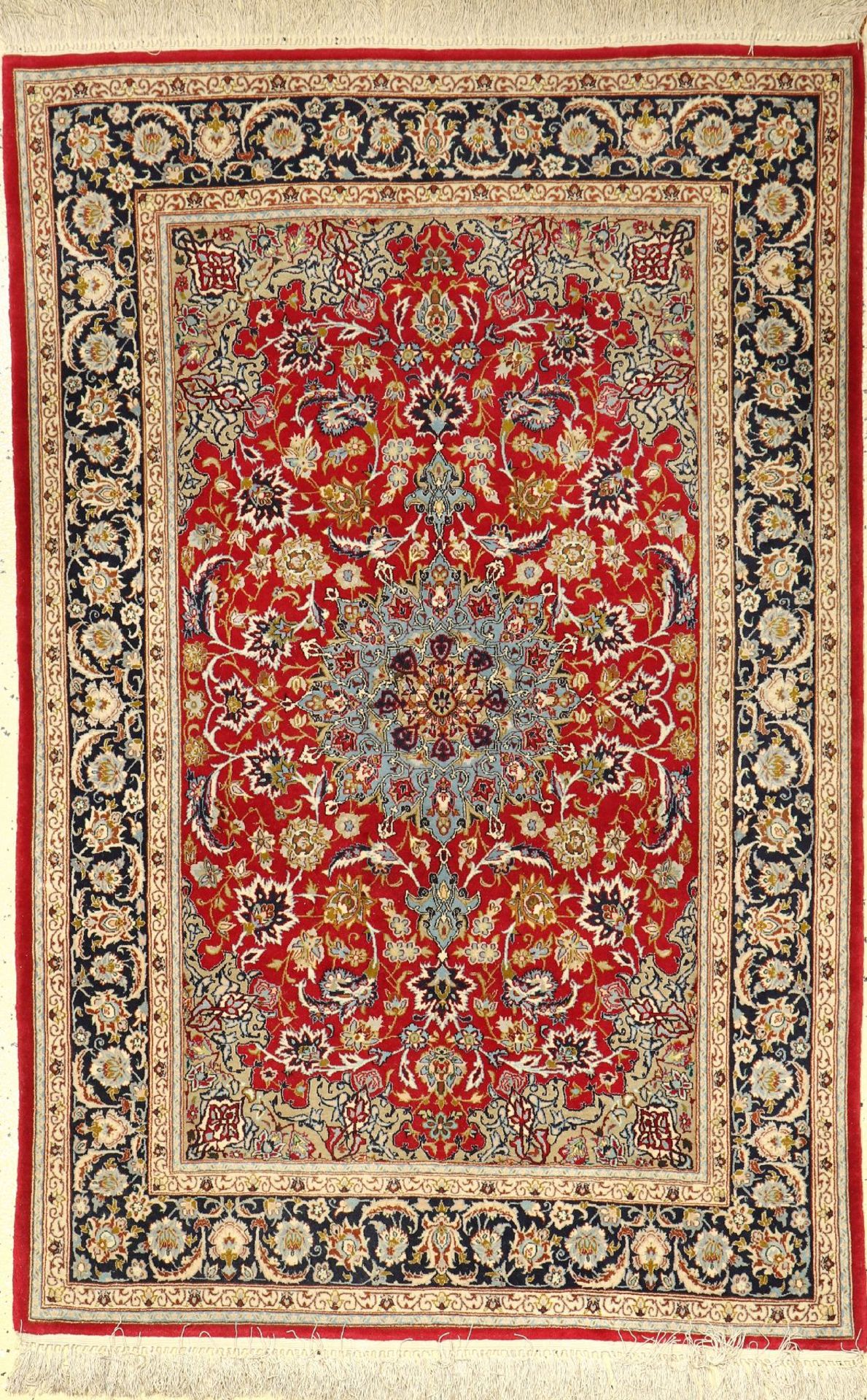 Esfahan fein, Persien, ca. 30 Jahre, Korkwolle mit und auf Seide, ca. 164 x 108 cm,EHZ: 2Fine