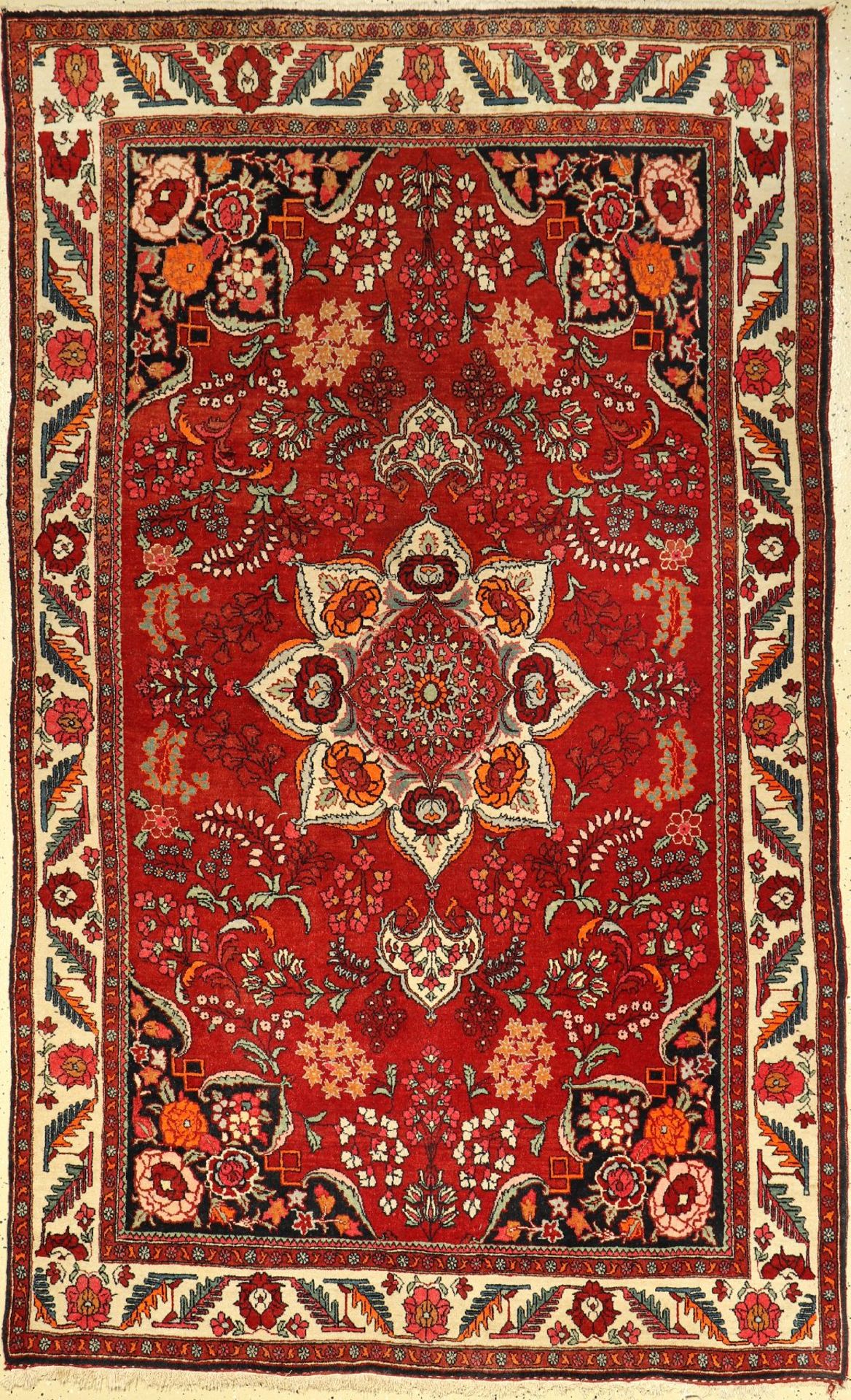 Bidjar alt, Persien, ca. 60 Jahre, Wolle auf Baumwolle, ca. 210 x 140 cm, EHZ: 2-3Bijar Rug, Persia,