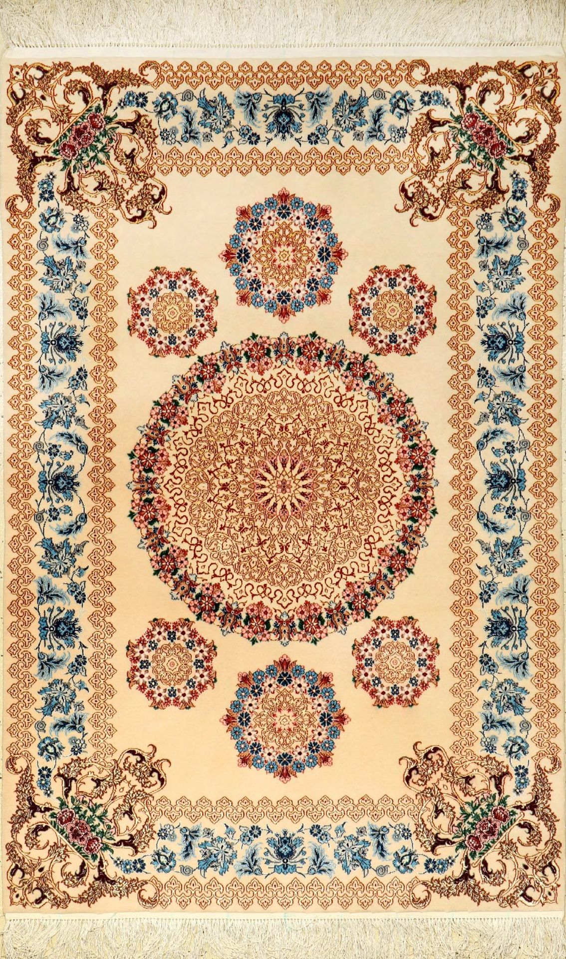 Feiner Esfahan, Persien, ca. 15 Jahre, Korkwolle mit und auf Seide, ca. 167 x 110 cm,feine Qualität,