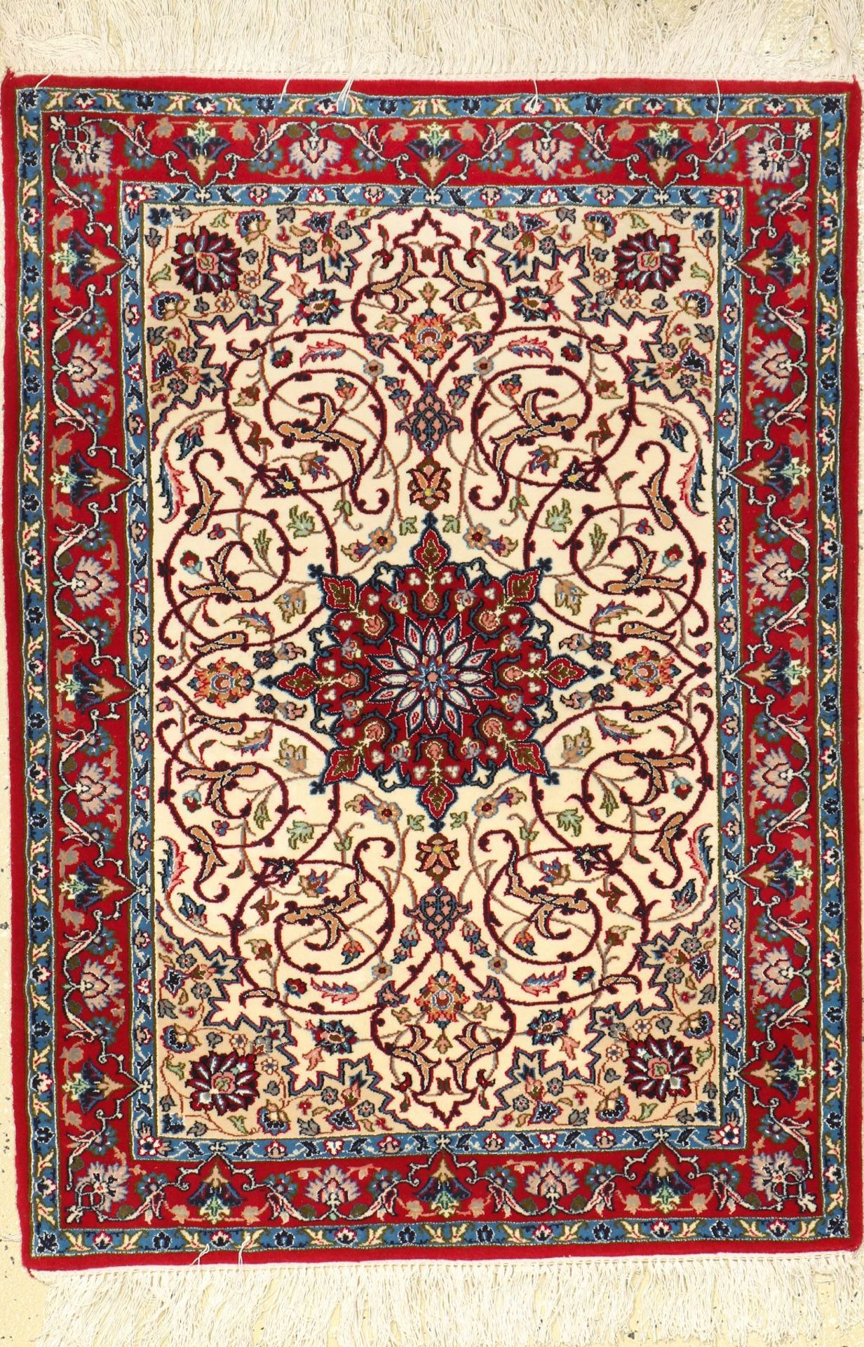 Esfahan fein, Persien, ca. 15 Jahre, Korkwolle mit und auf Seide, ca. 102 x 74 cm, feine Qualität,