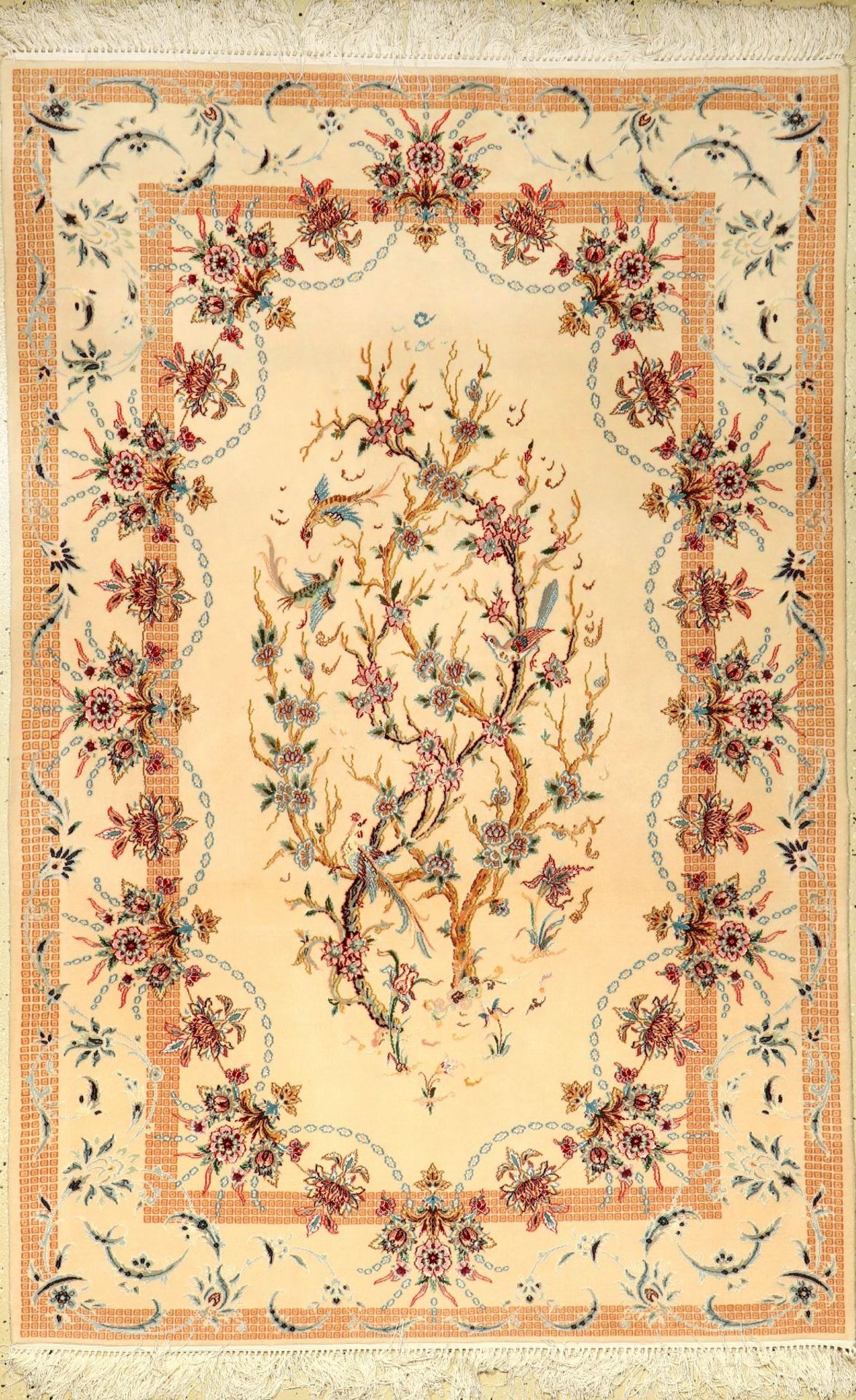 Feiner Esfahan (Lebensbaum), Persien, ca. 15 Jahre, Korkwolle mit und auf Seide, ca. 196x 130 cm,