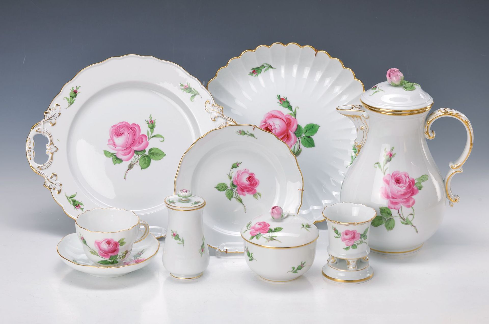 Kaffeeservice, Meissen, 1940/50er J., Rote Rose, meist 2. W.: Kaffeekanne, H.ca. 27cm (Deckelrose u.