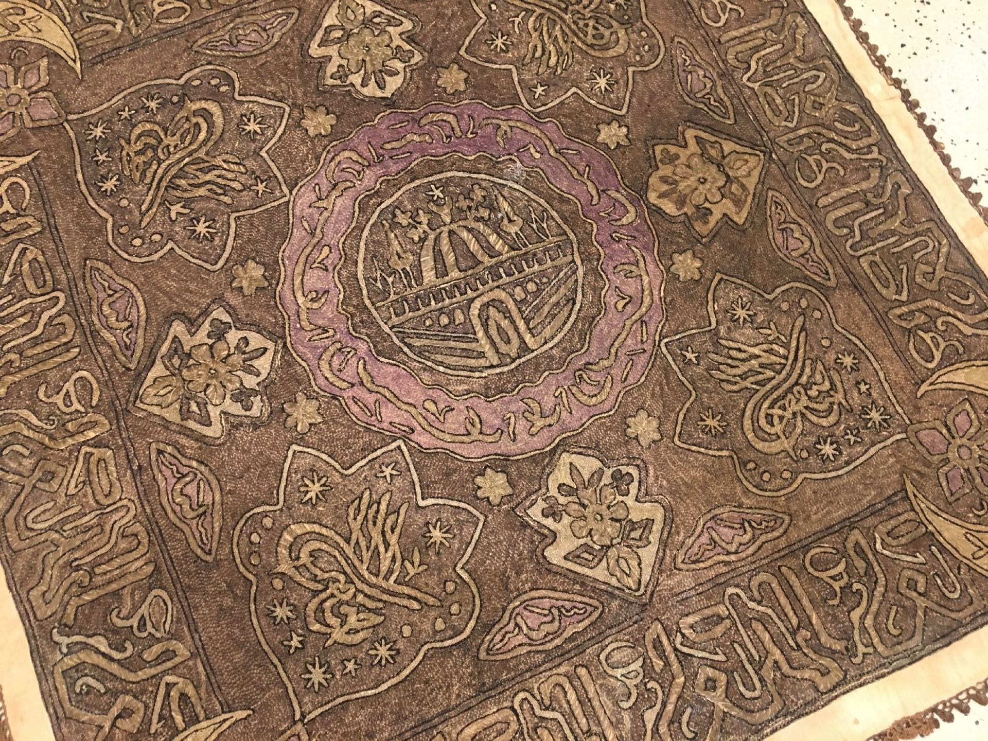 Syrische Seiden-Metallstickerei aus der osmanischen-Zeit antik (Tughra), Türkei, Ende 19.Jhd., - Bild 2 aus 7