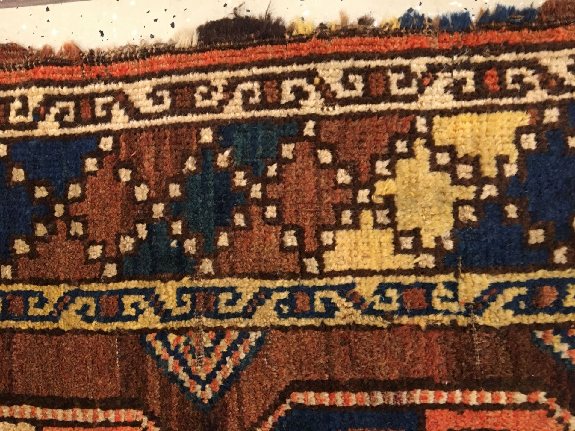 Kirgisischer "Hauptteppich" antik, Kirgisistan Amu-Darja Region, Ende 19.Jhd., Wolle geknüpft auf - Bild 6 aus 9