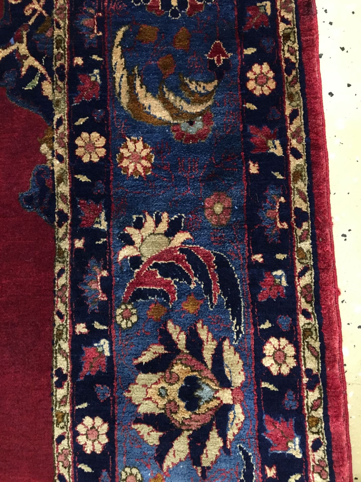 Seltener feiner Seiden Keschan antik (Rote Gebetsfeld in Wolle), Zentralpersien, 19.Jhd., reine - Bild 9 aus 10