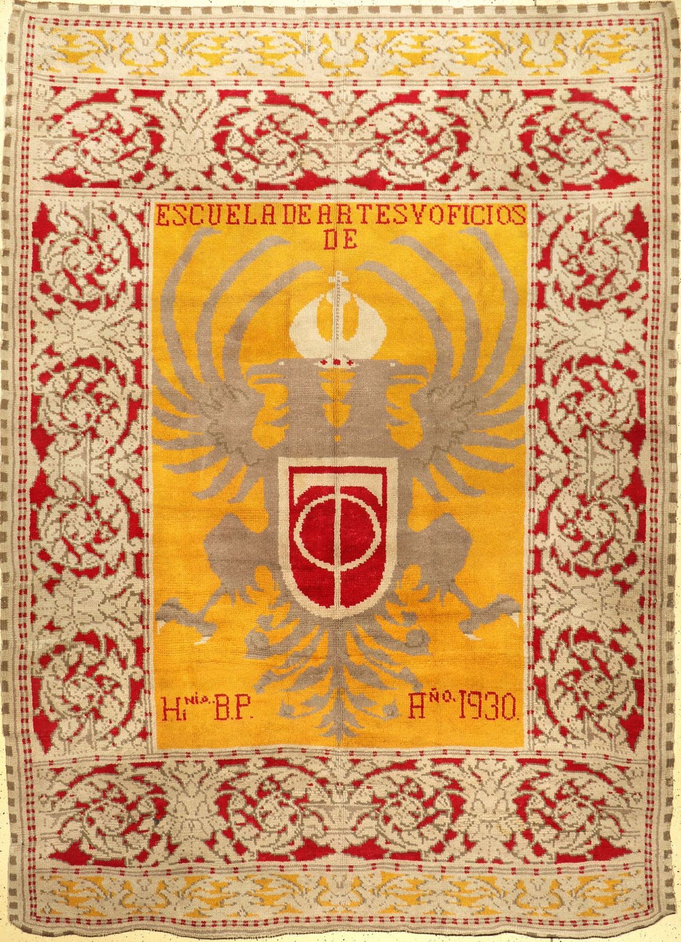 Großer spanischer "Wappen-Teppich" alt (Signiert: Escuela De Artes Y Oficios "Hi Ni.O. B.P.", Ano