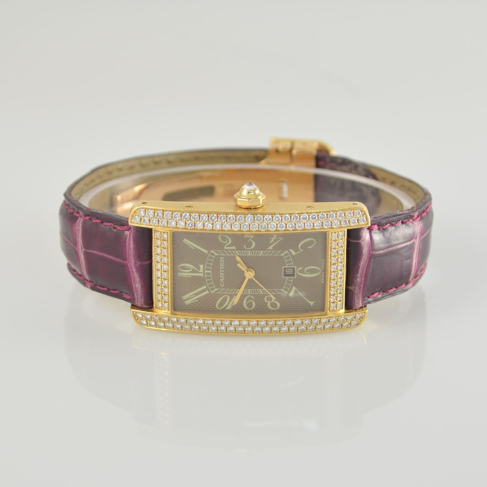 CARTIER Damenarmbanduhr Tank Americaine in GG 750/000 mit original Brillantbesatz, Automatik, Ref.