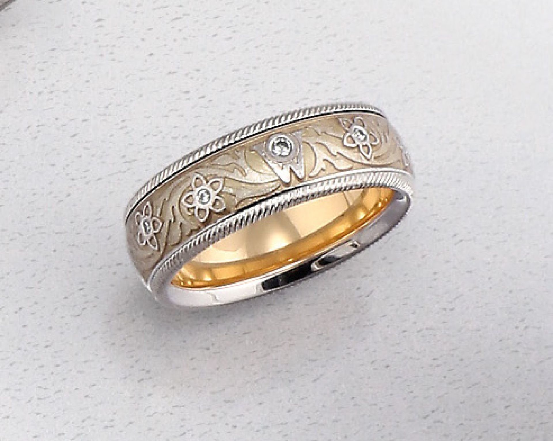 18 kt Gold WELLENDORFF Ring mit Brillanten und Email, WG/GG 750/000, Modell Seidenschimmer,