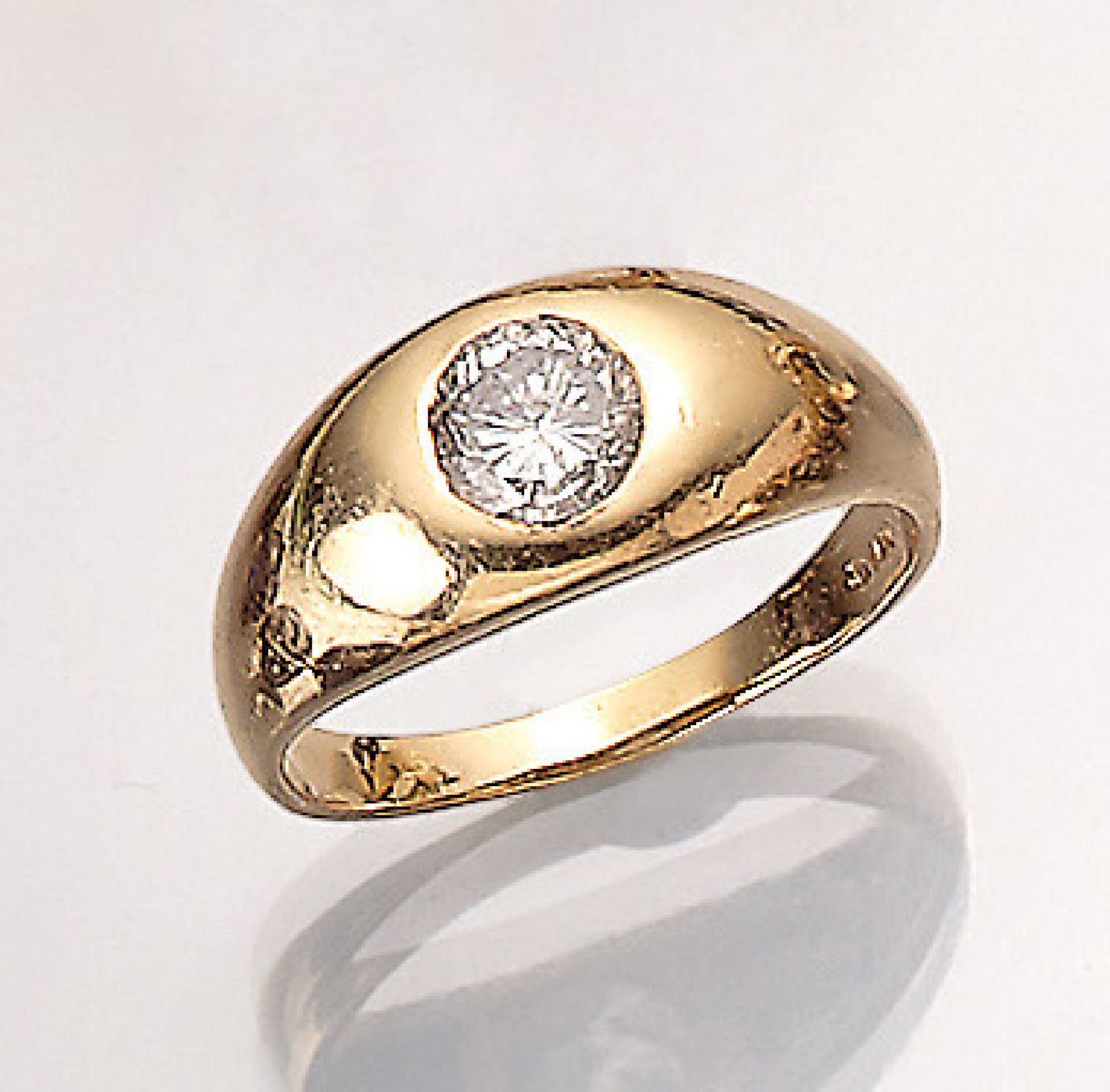14 kt Gold Ring mit Brillant, GG 585/000, Brillant ca. 1.20 ct l.get.Weiß/p1, RW 62, total ca. 6.7