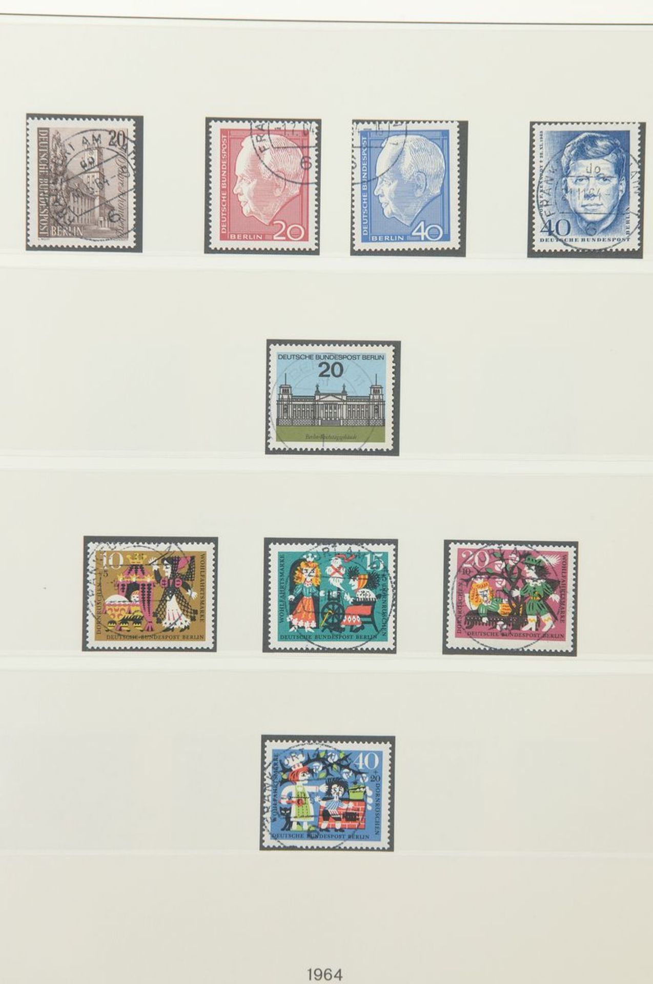 Zwei Briefmarkenalben, Berlin, 1949-1990, alle guten Werte geprüft, überwiegend Rundstempel gut