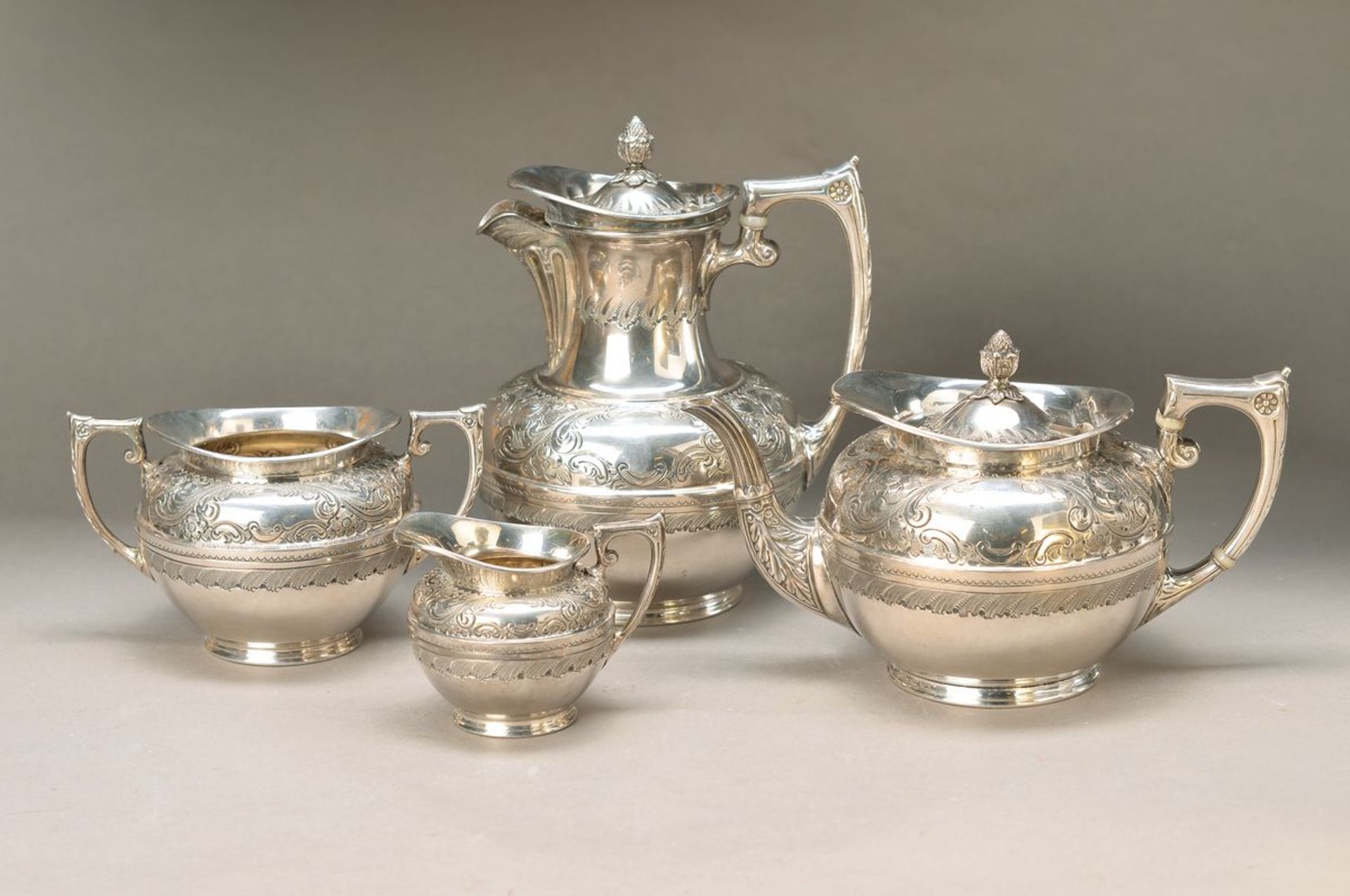 Kleines Kaffee- und Teeset, England, um 1880/90, silver plated, Kaffeekanne, Teekanne,
