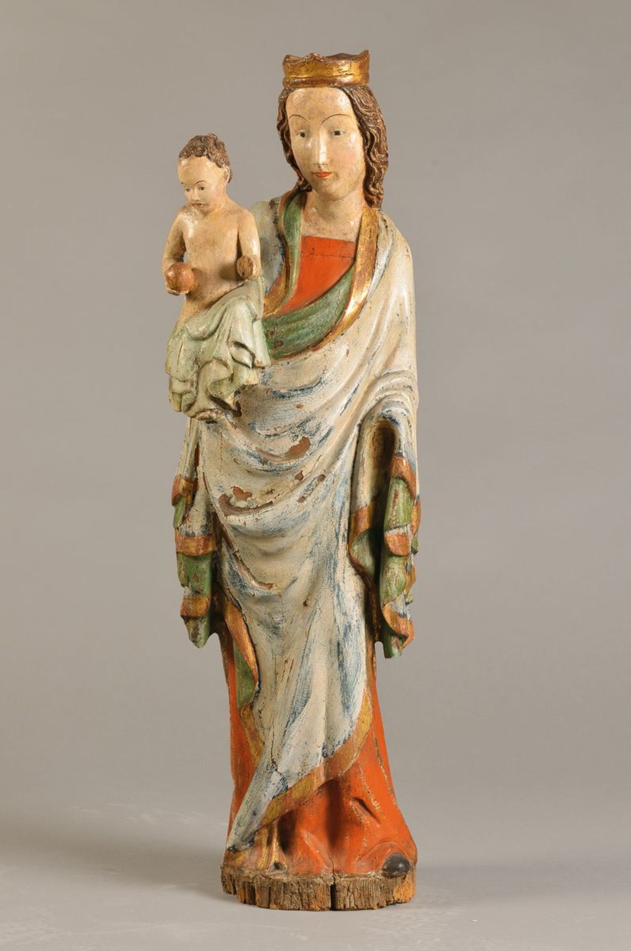 Madonna mit Kind, süddeutsch, um 1600, Lindenholz geschnitzt, im 19.Jh. überschnitzt und neu