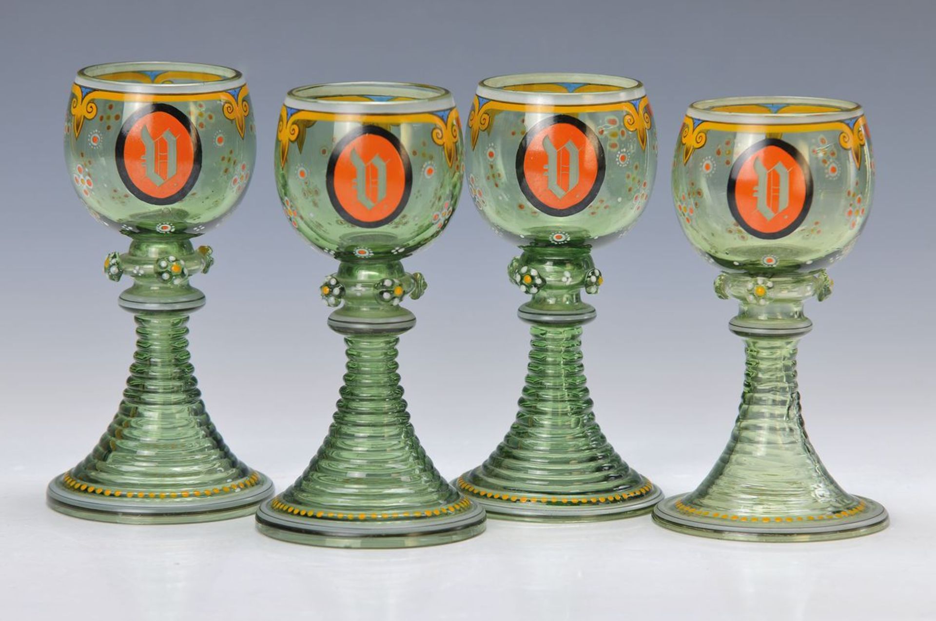 6 Weingläser, deutsch, um 1880-90, grünes mundgeblasenes Glas mit reicher bunter Emailmalerei im