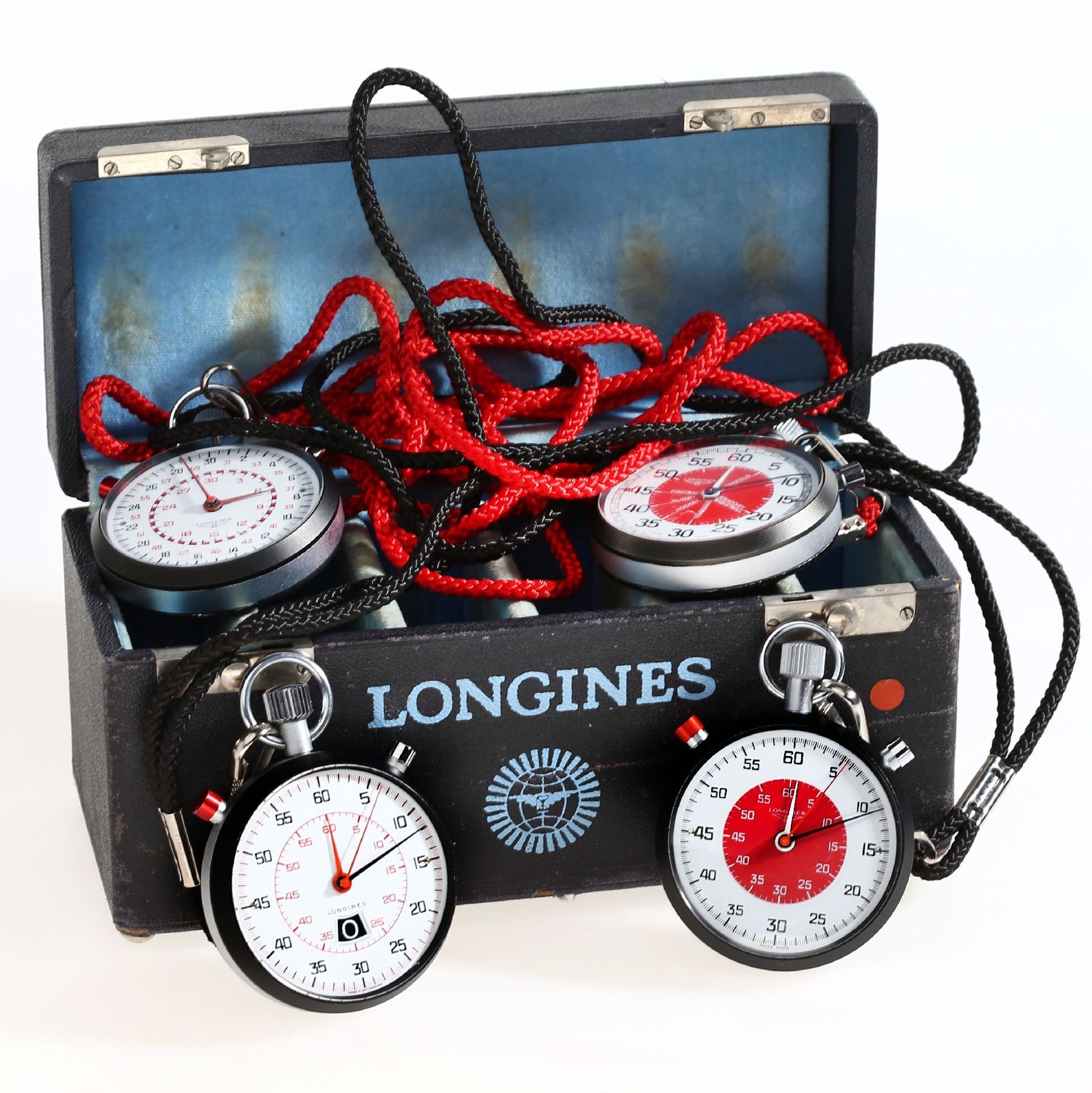 LONGINES seltenes Set von 4 Stoppuhren in original Transportbox, Schweiz um 1970, matt-verchr. Geh.,