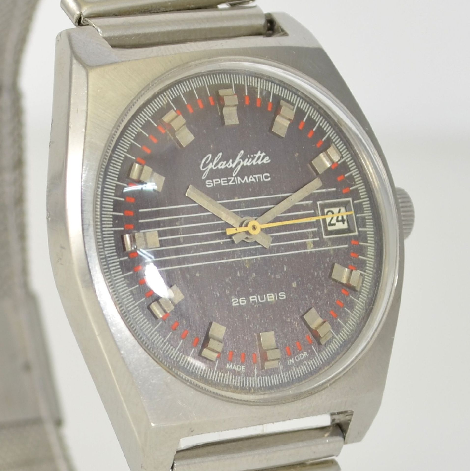 GLASHÜTTE Armbanduhr Spezimatic in Edelstahl, Automatik, DDR um 1970, Boden aufgedr., ausgef. - Bild 4 aus 6