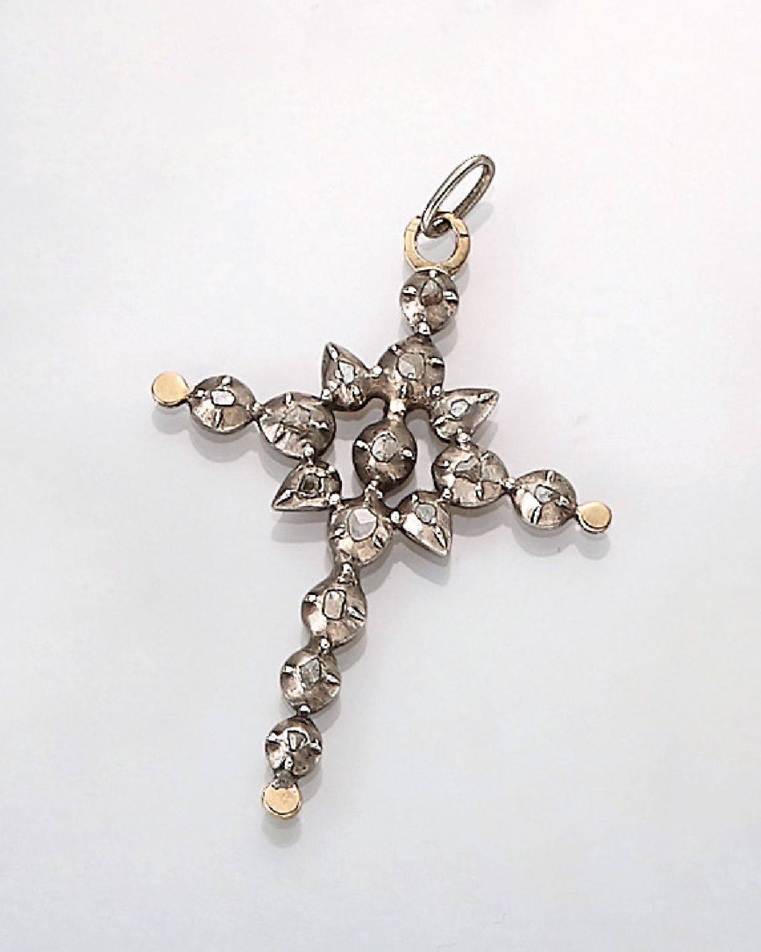 Kreuzanhänger mit Diamanten, um 1850, Gold/Silber, Diamantrosenbesatz, zeittyp., L. ca. 4 cm,