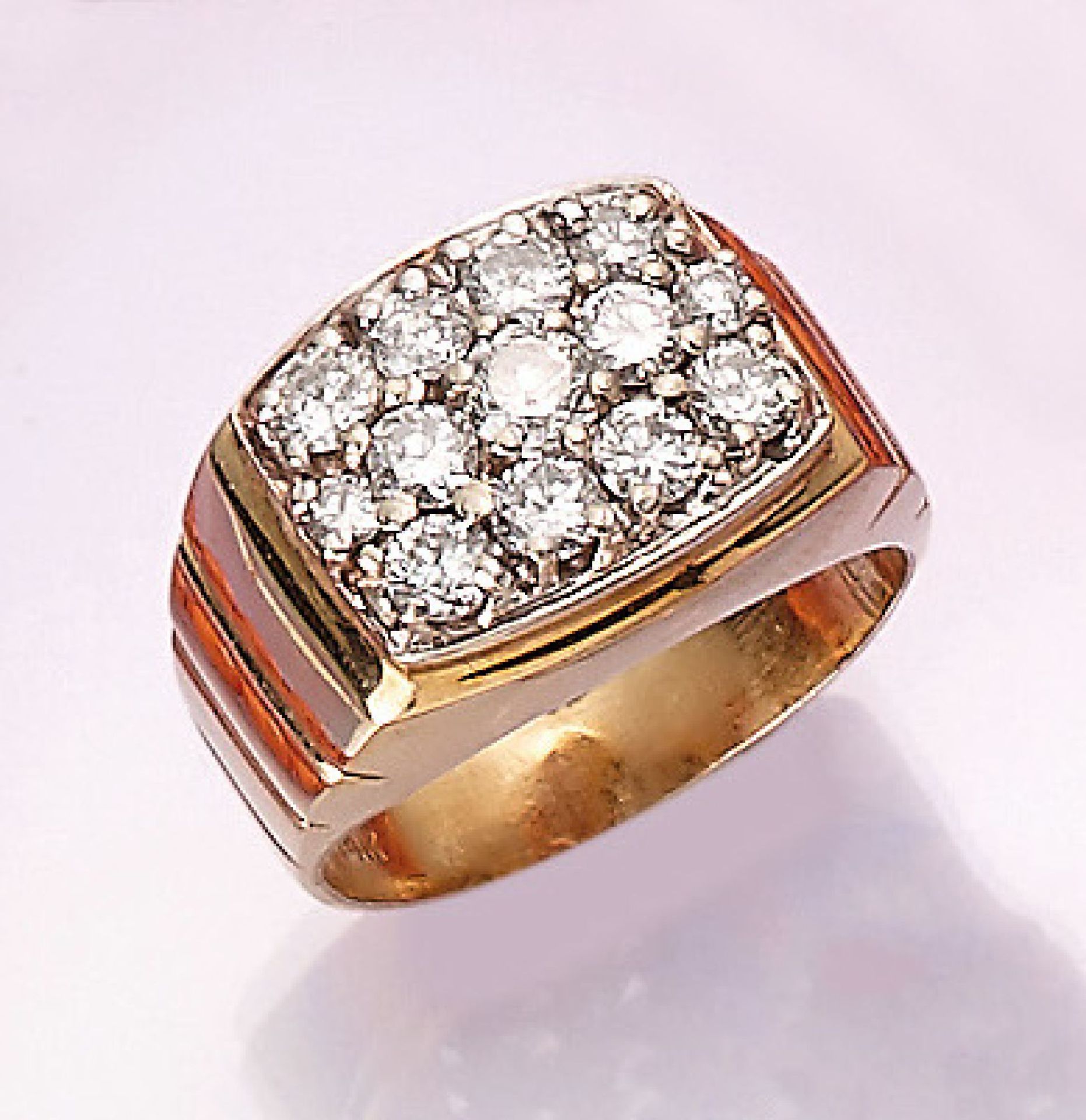 14 kt Gold Ring mit Brillanten, GG 585/000,13 Brillanten zus. ca. 2.20 ct Weiß/p2, RW 65, ca. 13.5 g