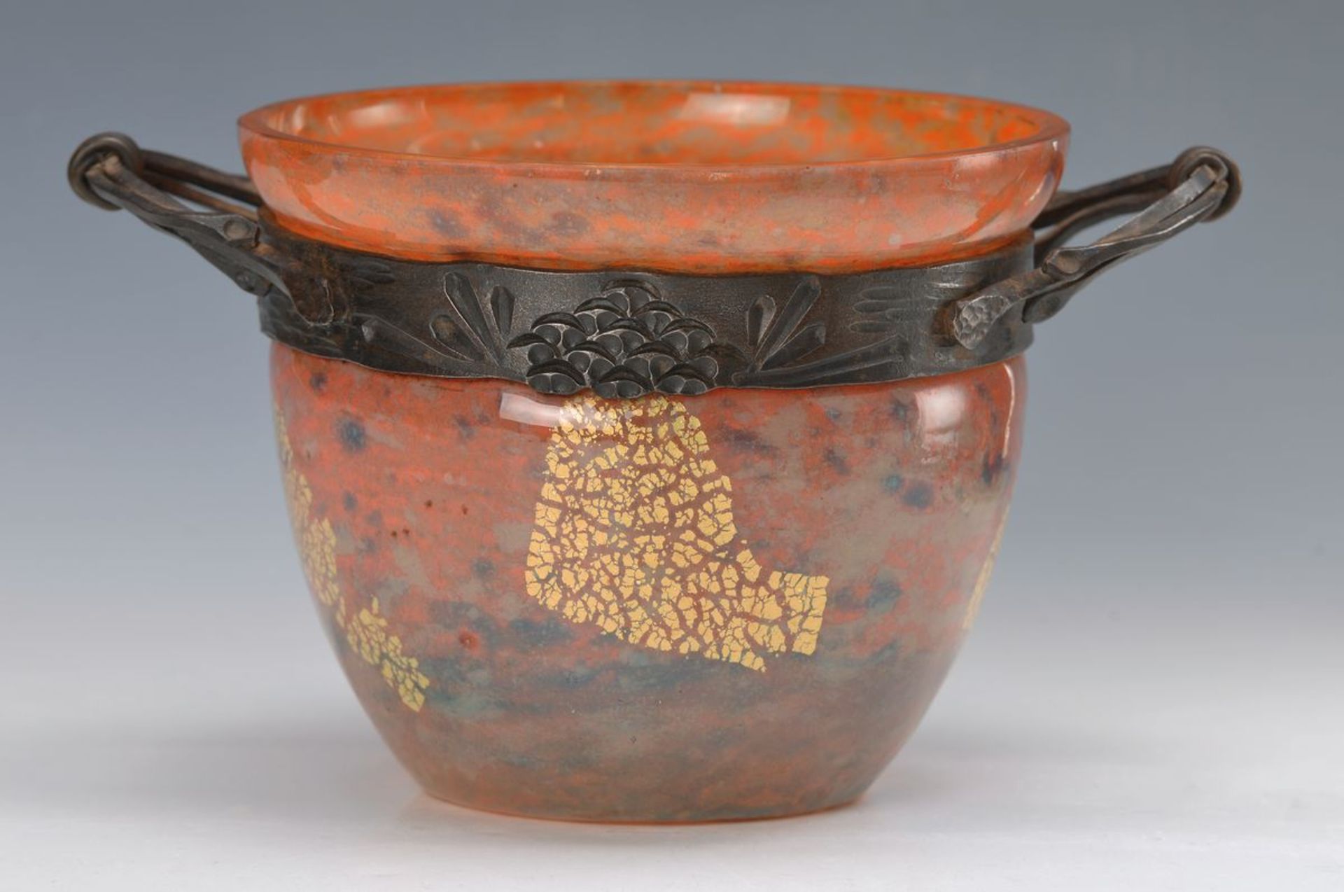 Cachepot, Daum und Majorelle, um 1918-25, verre de jade, Überfangglas mit jadegrünen und orangeroten