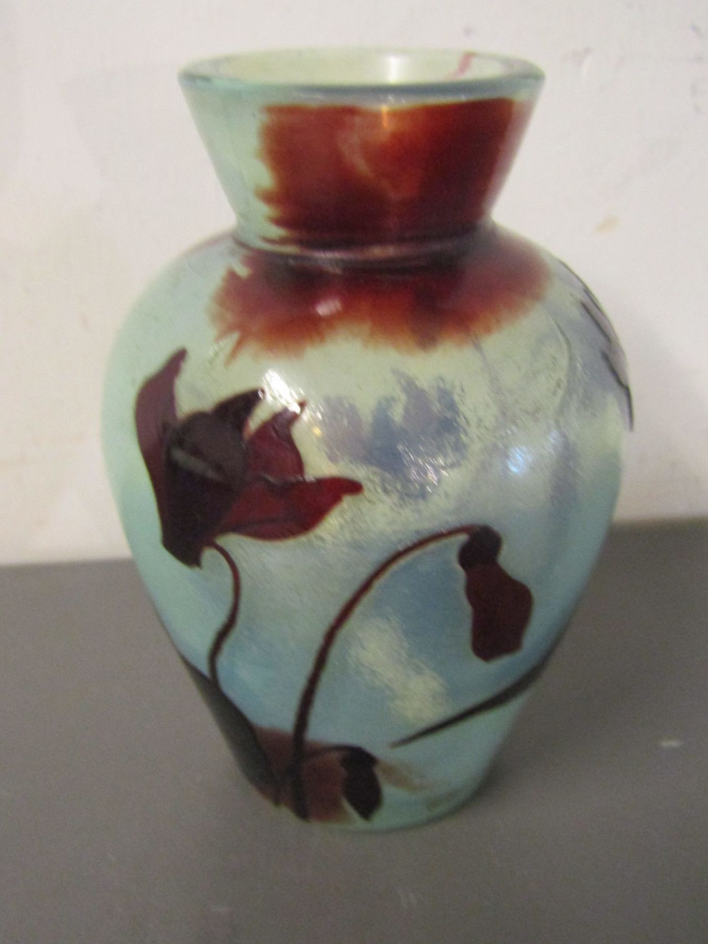 Frühe kleine seltene Vase, signiert H. Muller Croismare, Muller Freres, um 1910, farbloses Glas, - Bild 4 aus 5