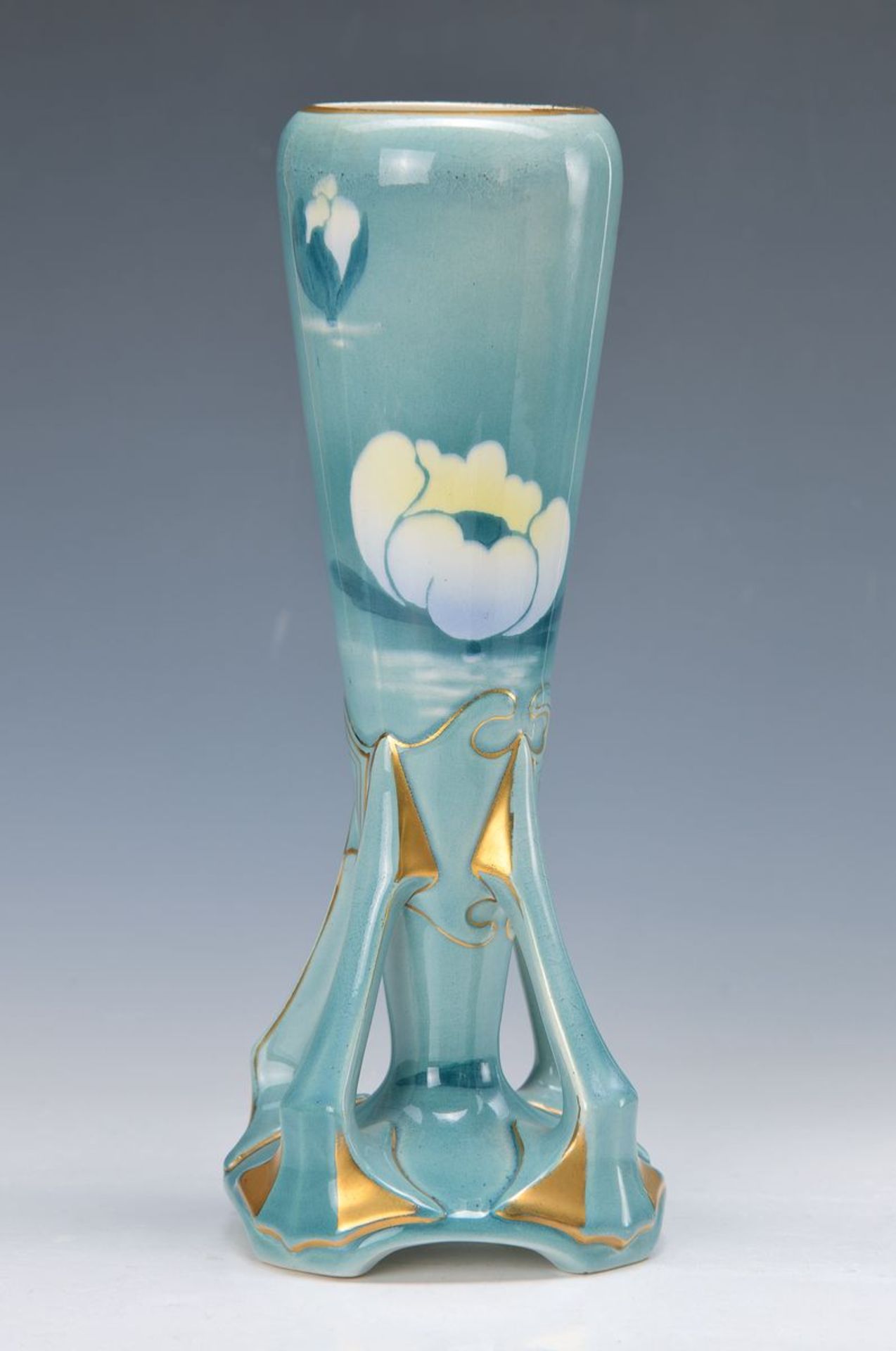 Vase, Keller & Guerin Lunéville, um 1900, Steingut, türkisblau glasiert, Goldstaffage,