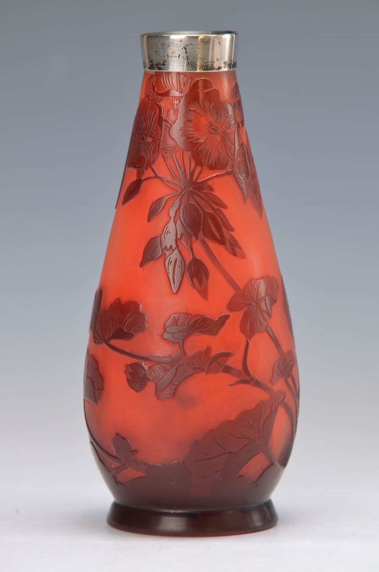 Vase, Galle, 1920, farbloses Schichtglas, roter/dunkel roter Überfang, floraler Dekor, geätzt,